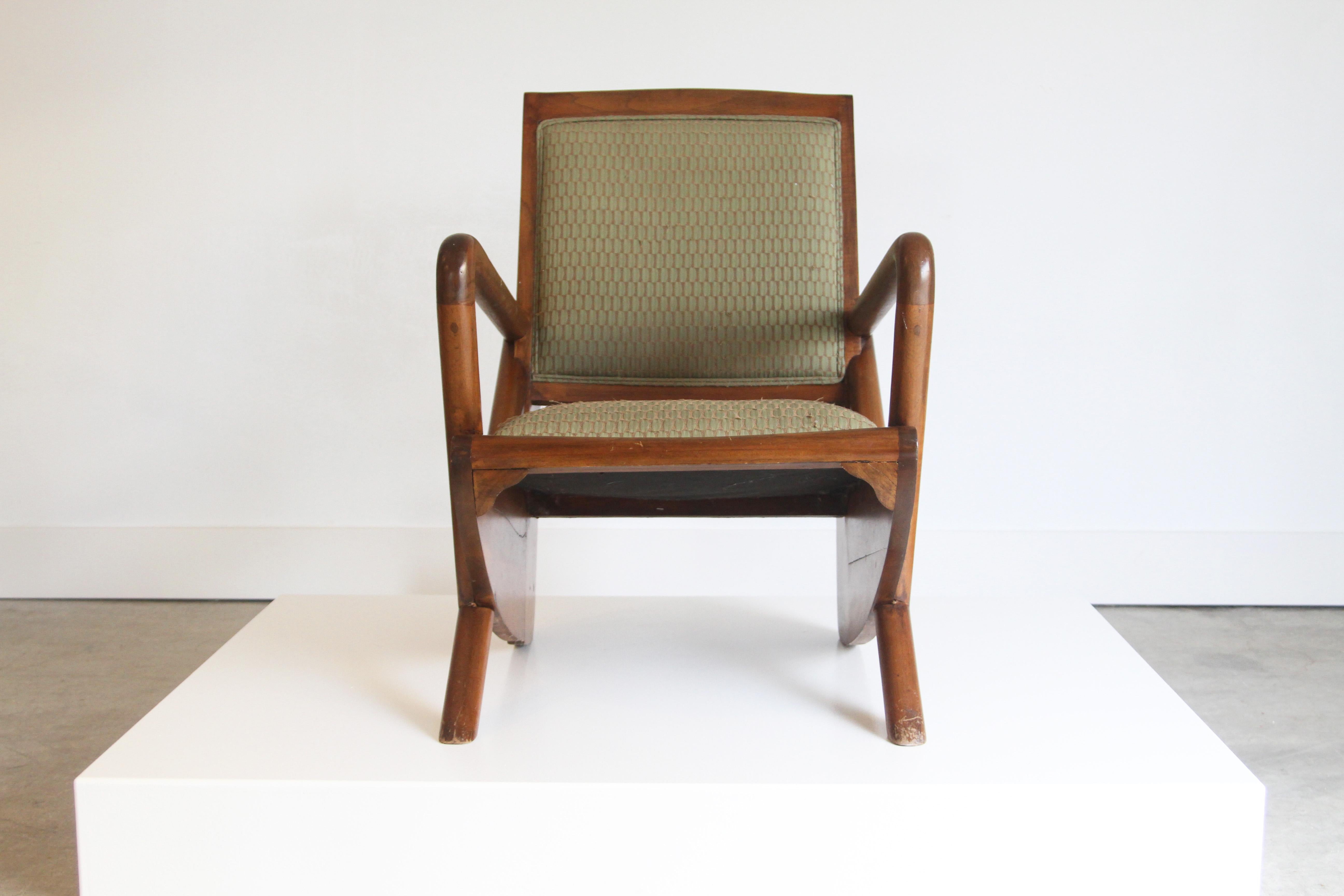 Pair of Midcentury Burma Bentwood Lounge Chairs In Good Condition In St. Louis, MO