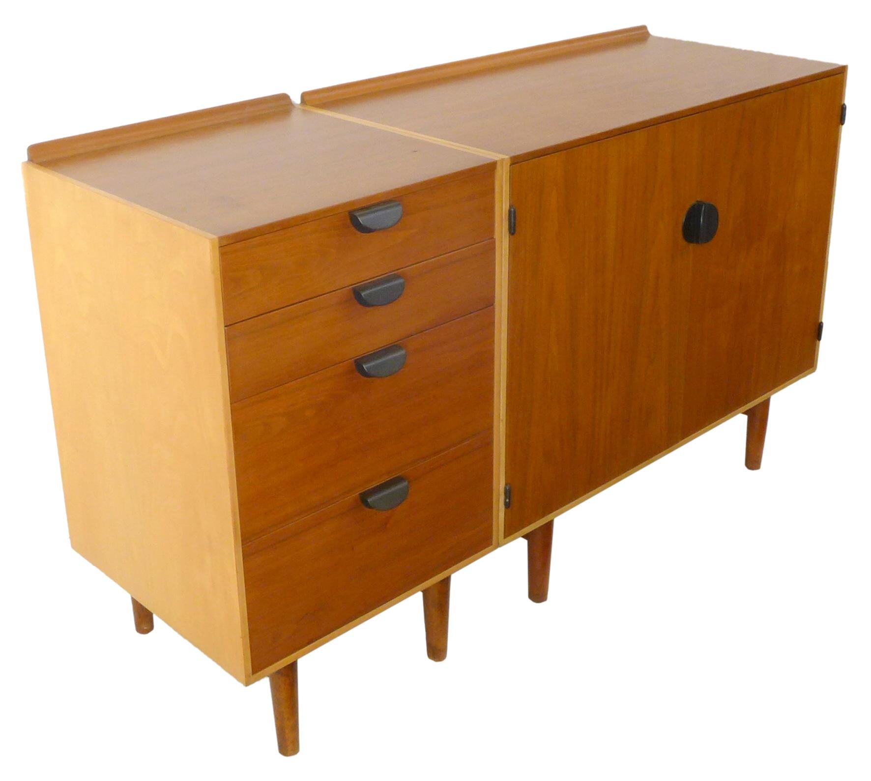 Mid-Century Modern Pair of Midcentury Cabinets by Finn Juhl for Baker For Sale