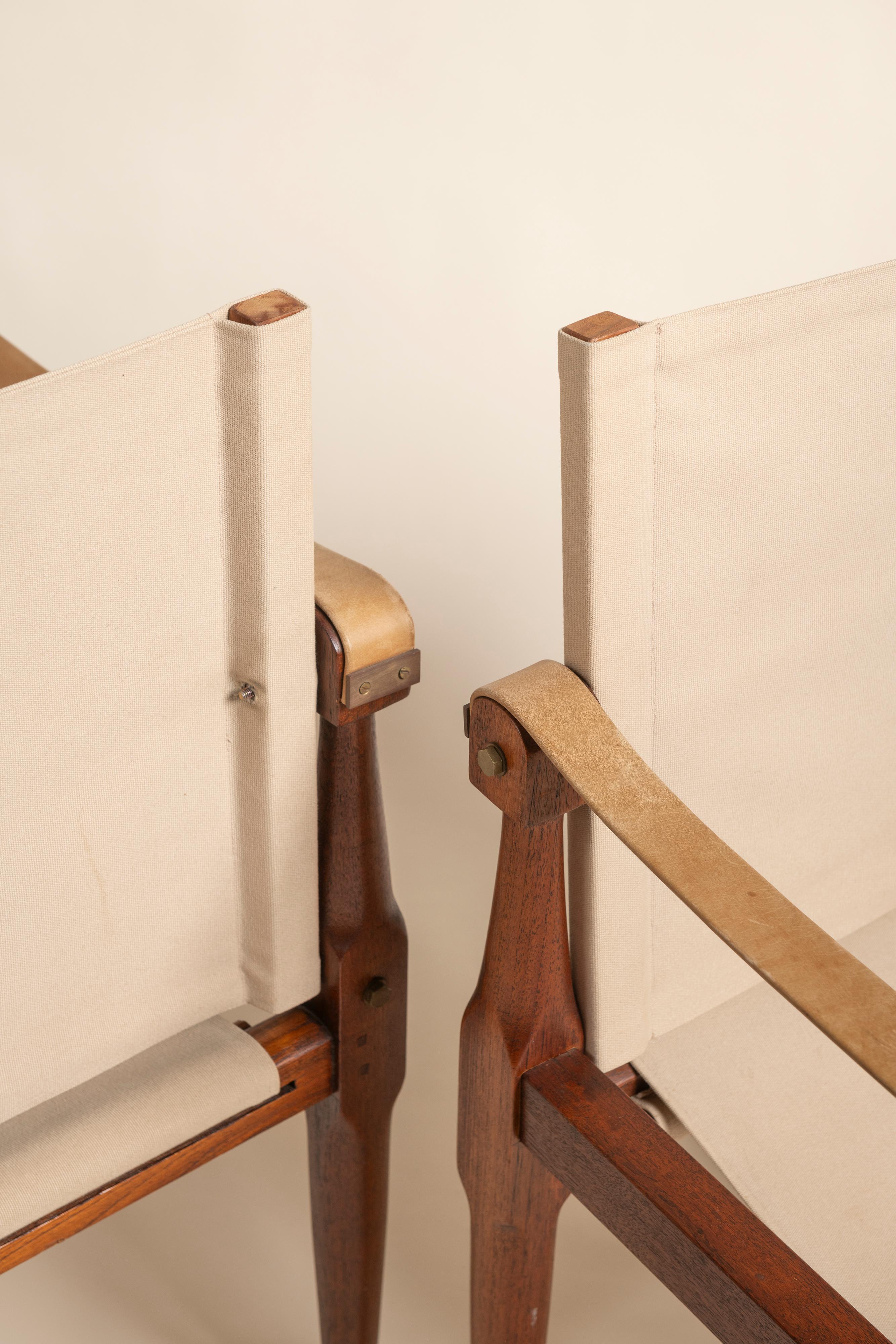 20ième siècle Paire de chaises de campagne du milieu du siècle dans le style de Kaare Klint, Danemark, 1960 en vente