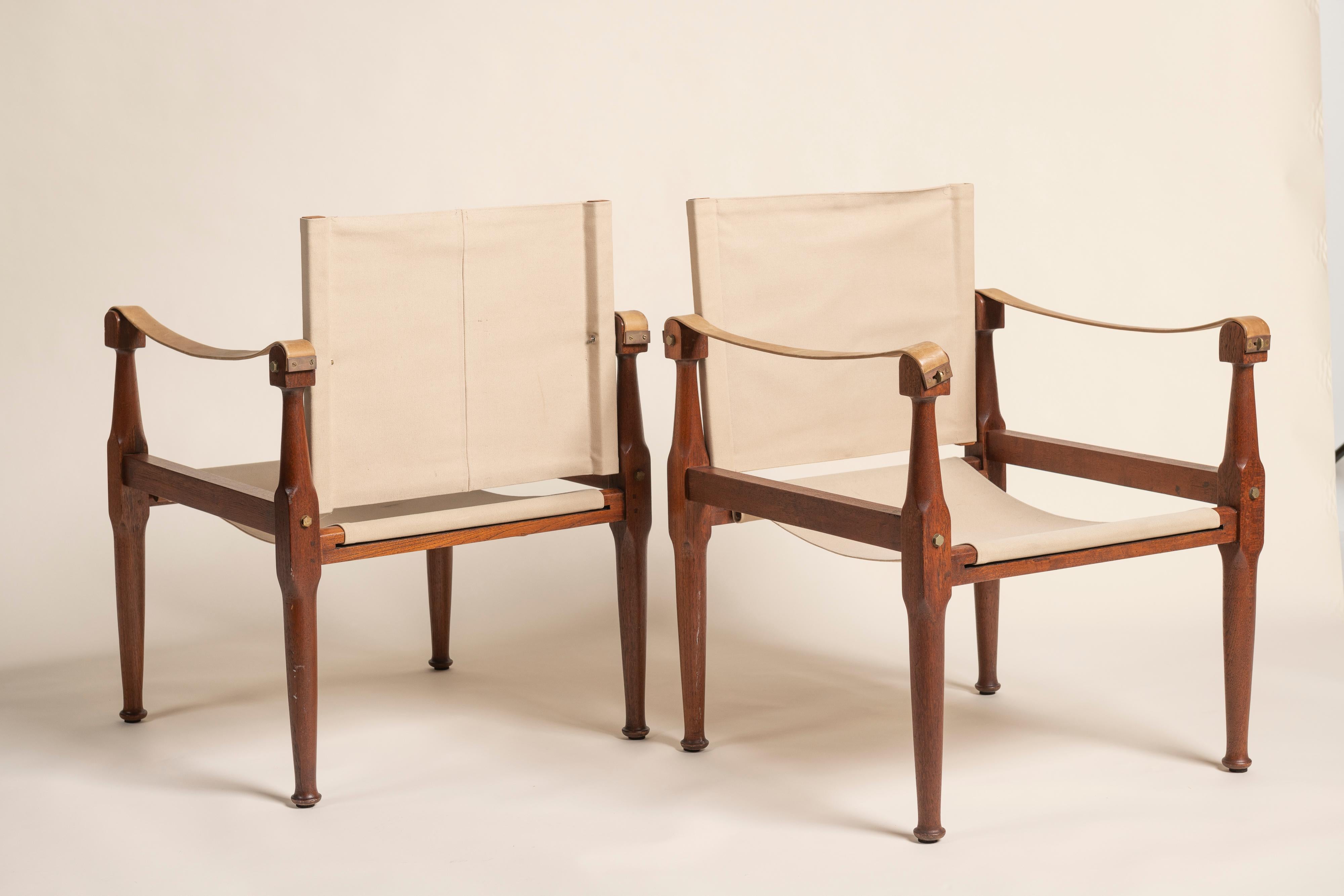 Danois Paire de chaises de campagne du milieu du siècle dans le style de Kaare Klint, Danemark, 1960 en vente