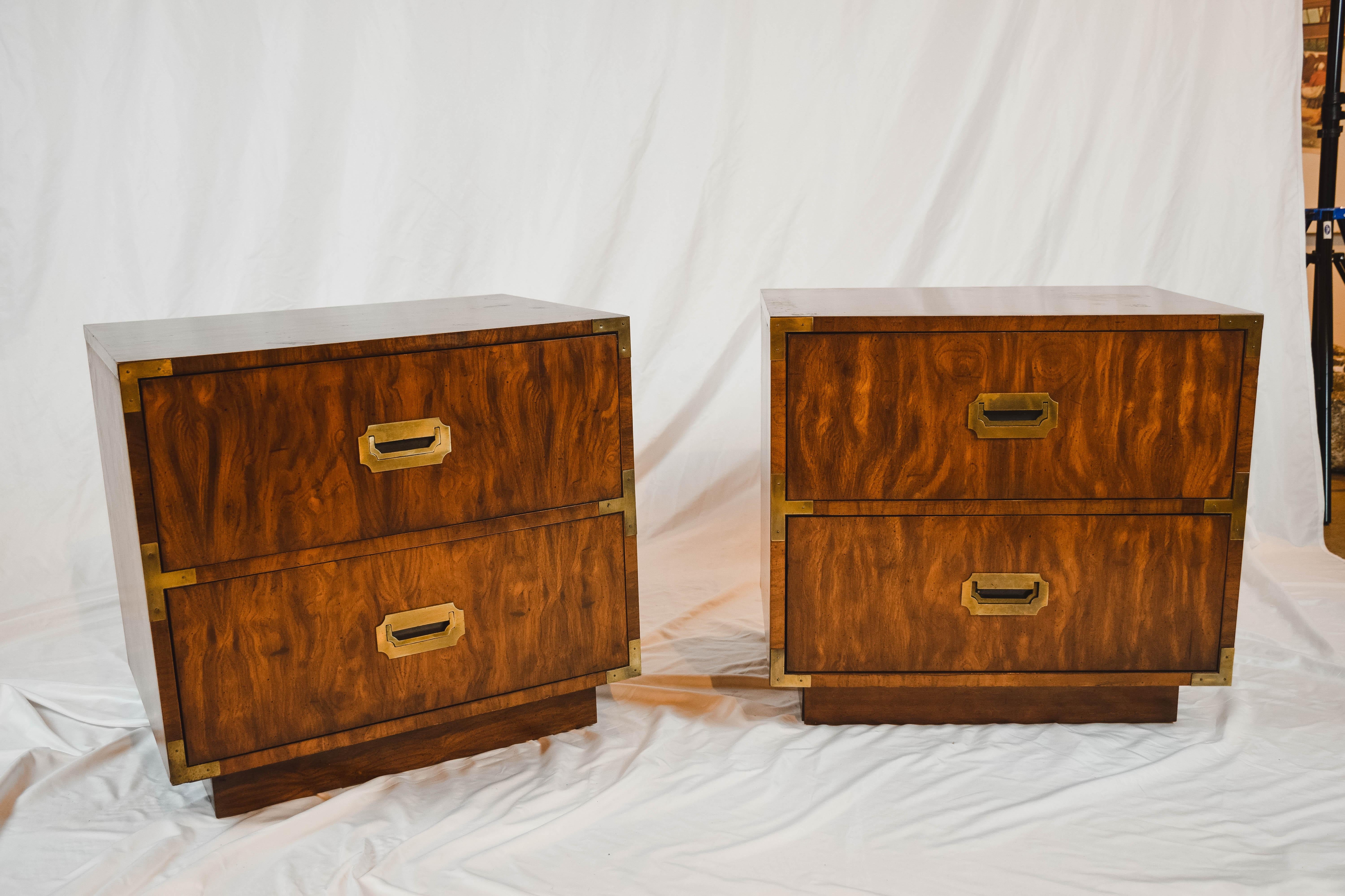 Pair of Midcentury Campaign Style End Tables by Dixie Furniture In Good Condition In Houston, TX