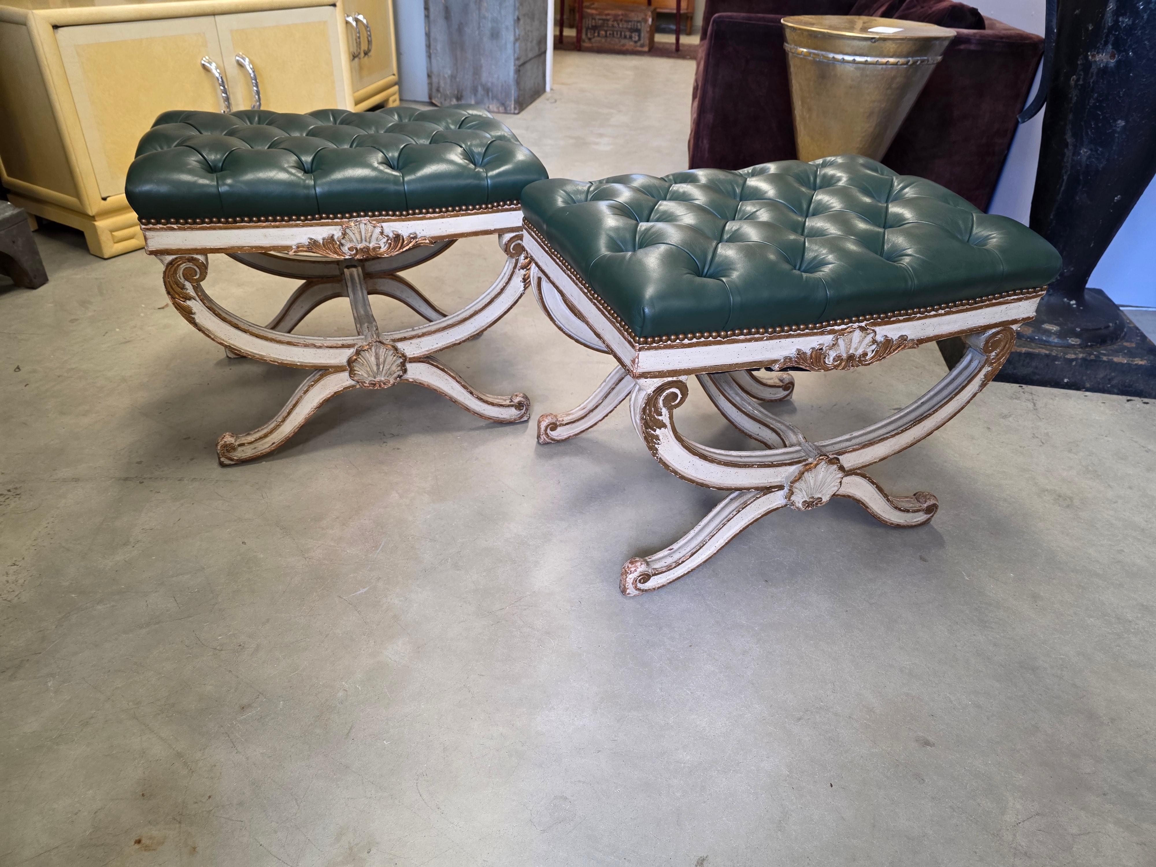 Italian Pair Of Mid-Century Carved Painted and Gilded Curule Benches For Sale