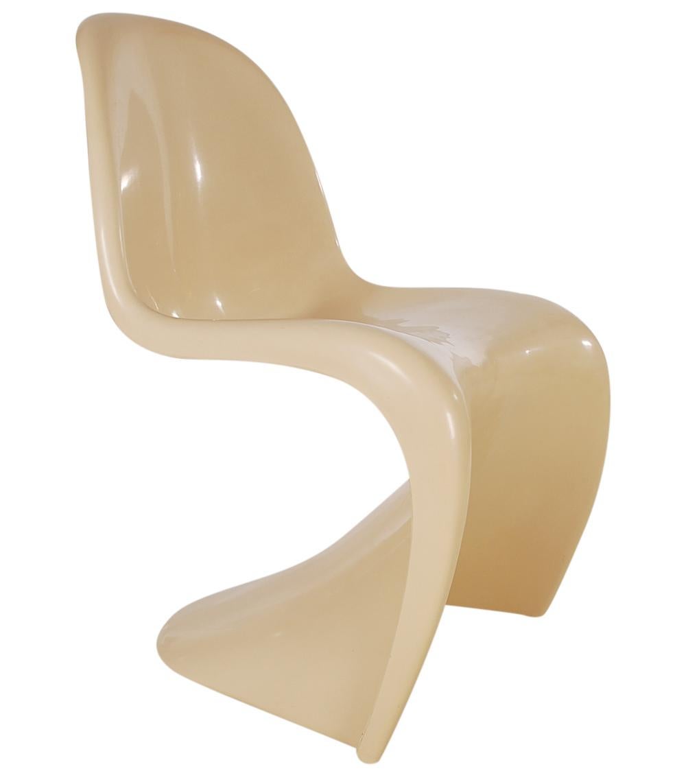 Mid-Century Modern Pair of Mid Century Century Modern Panton Chairs 