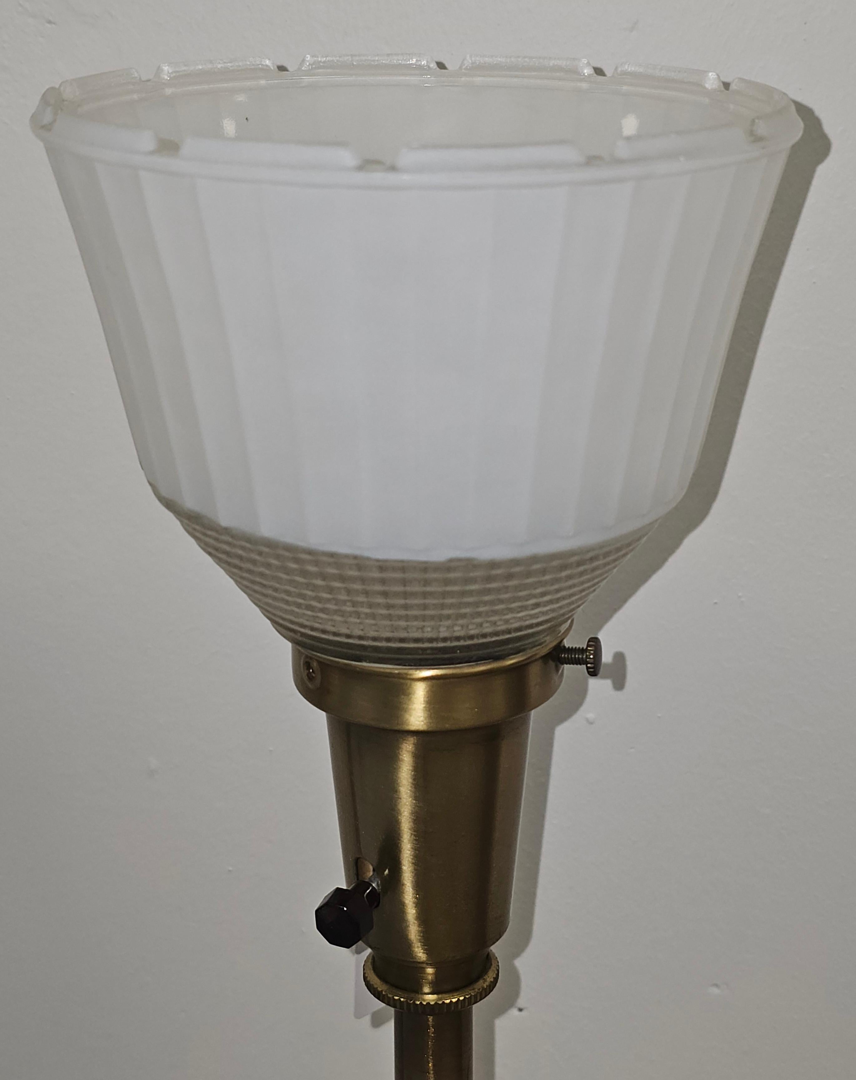 Polished Pair of Mid-Century Ceramic and Brass Torchere Table Lamps For Sale