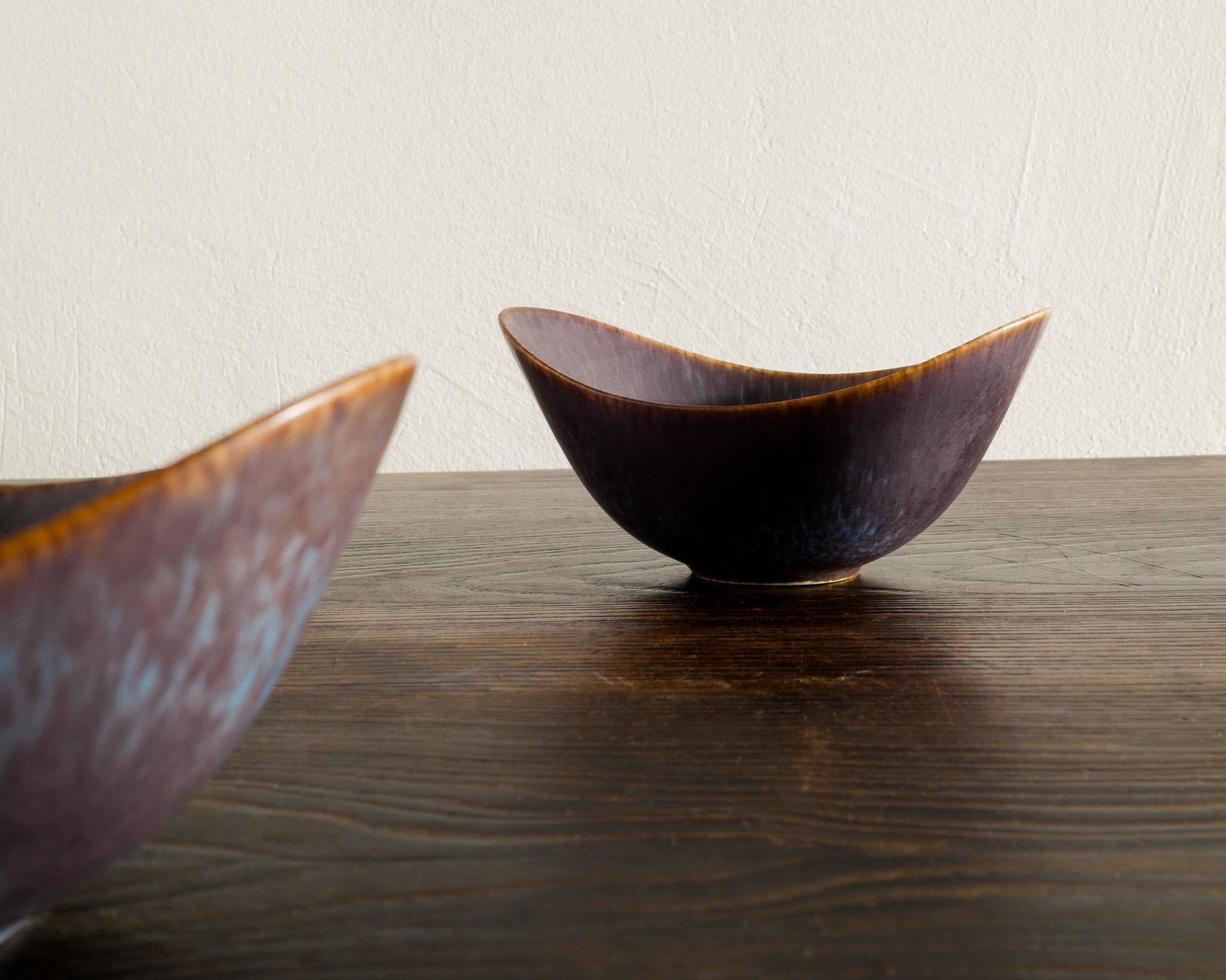Swedish Pair of Mid Century Ceramic Bowls by Gunnar Nylund for Rörstrand Sweden, 1950s For Sale