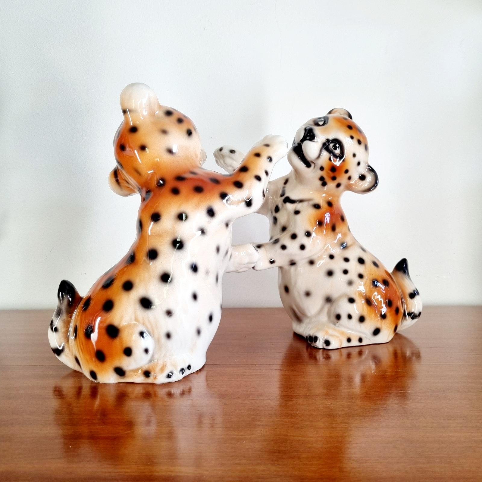 Mid-Century Modern Pair of Mid Century Ceramic Cheetah Cubs, Italy 80s For Sale