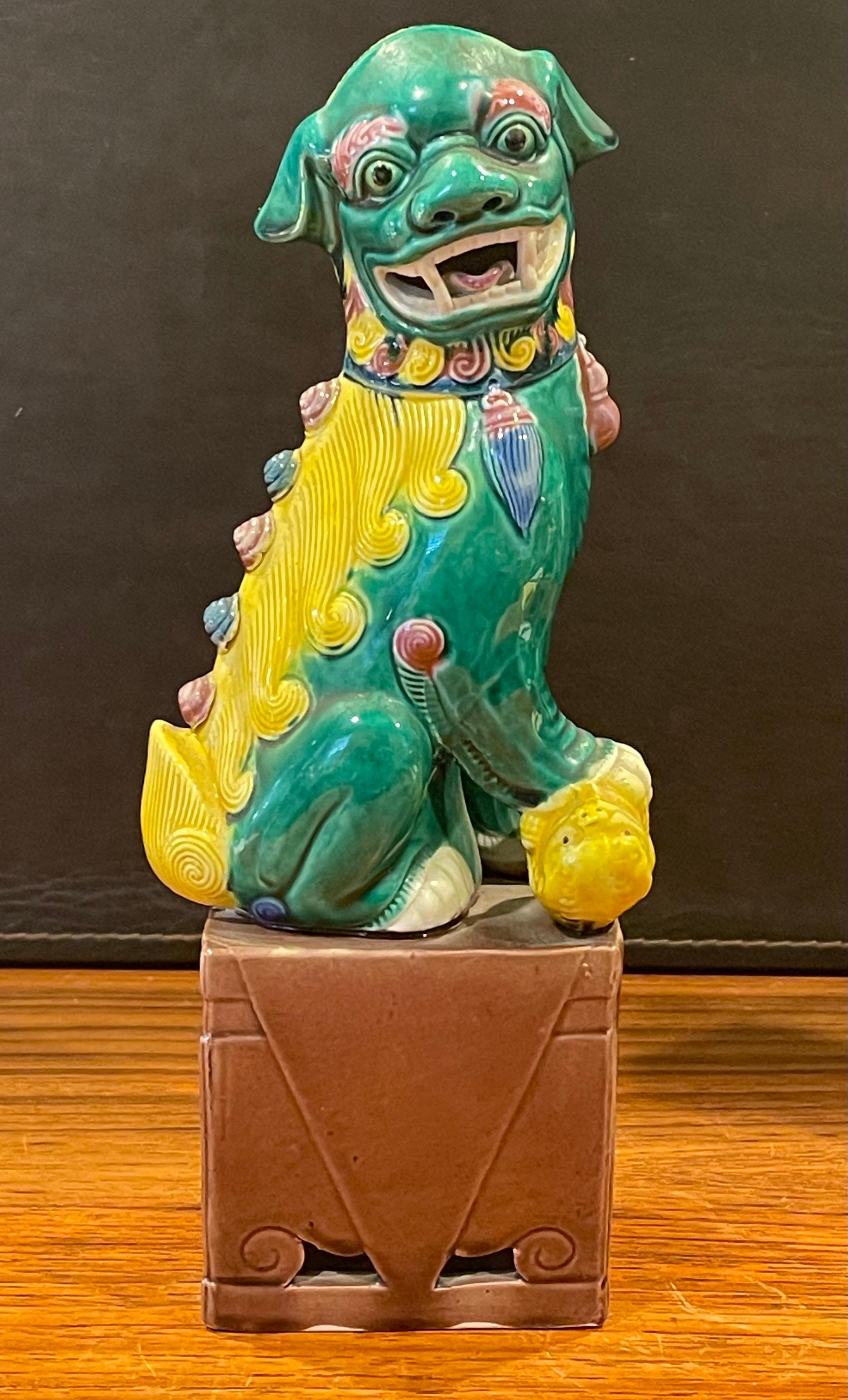 Pair of Midcentury Ceramic Foo Dogs or Bookends 1