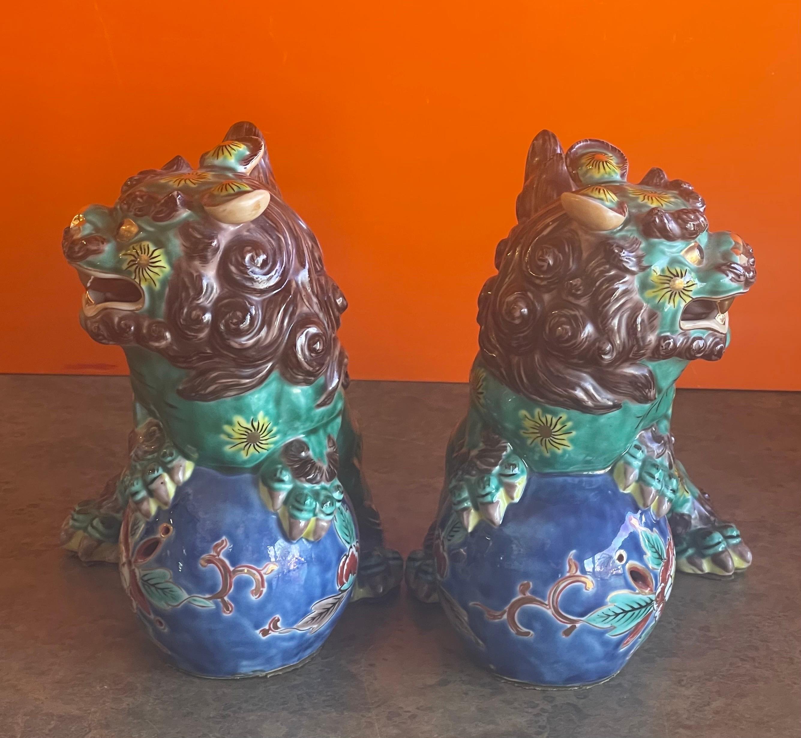 Pair of Mid-Century Ceramic Polychrome Foo Dogs In Good Condition In San Diego, CA