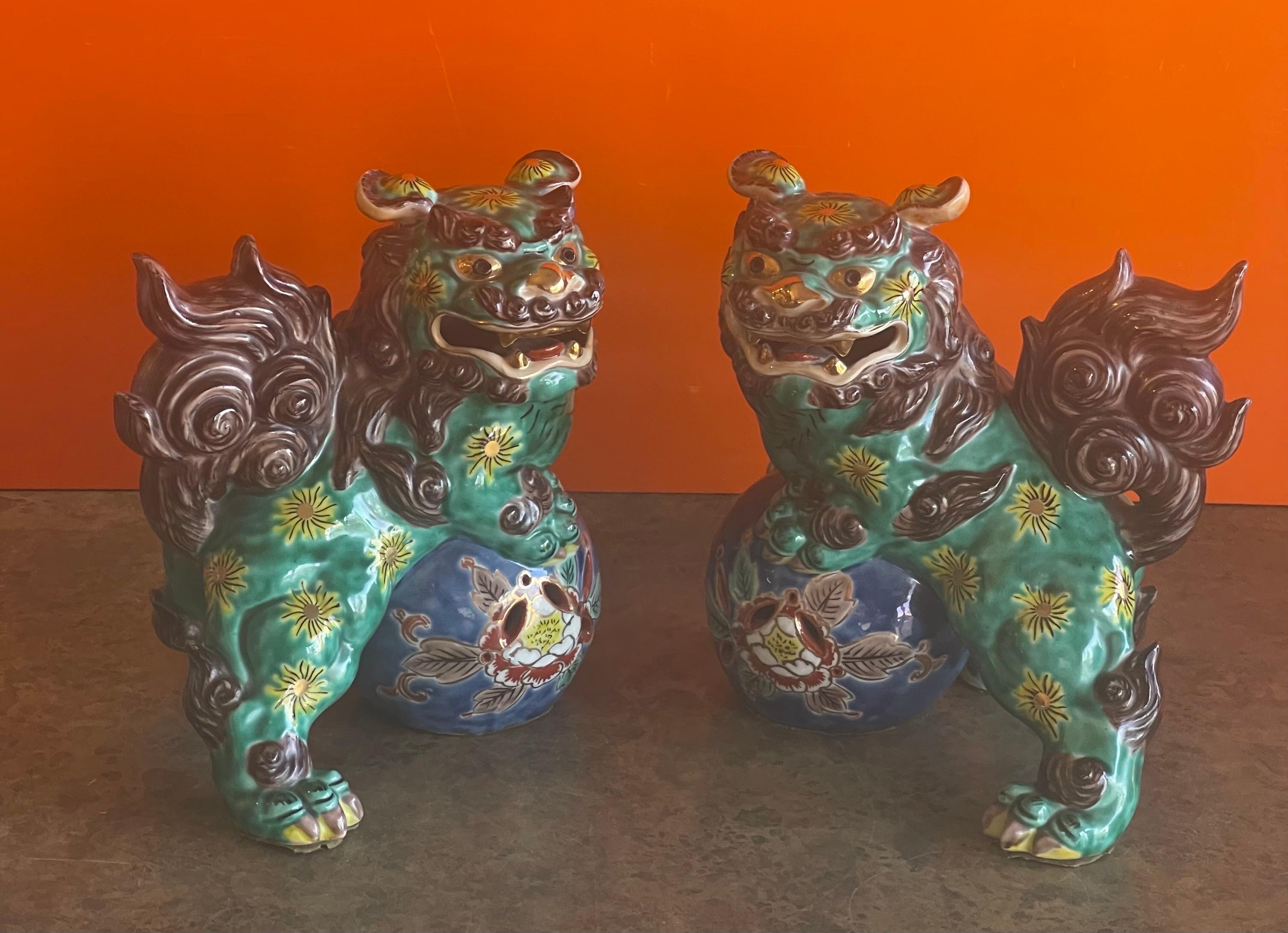 20th Century Pair of Mid-Century Ceramic Polychrome Foo Dogs