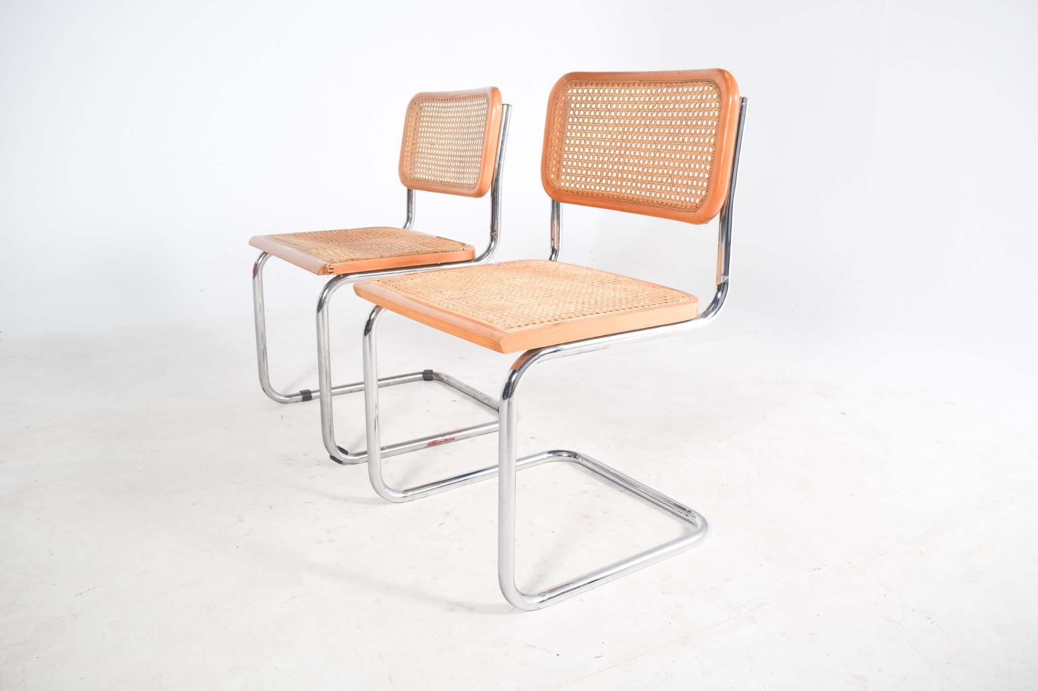 Pair of Mid-Century Cesca Dining Chairs by Marcel Breuer for Knoll In Good Condition For Sale In Lisboa, Lisboa