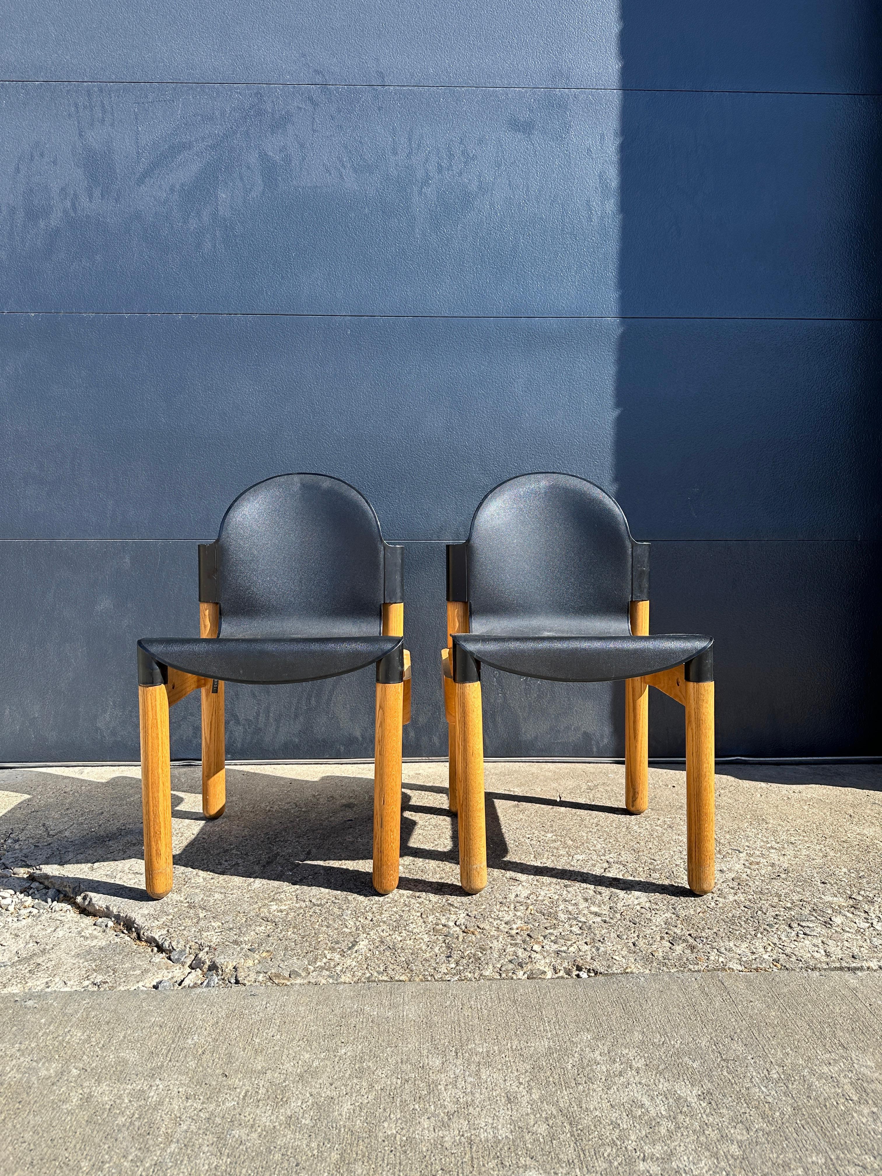 Pair of midcentury Chair Flex designed by Gerd Lange for Thonet in Germany, circa 1970s.

Marked. Stackable. Practical

Sold as a set

18.3”W x 16”D x 31.1”H x 16”SH.