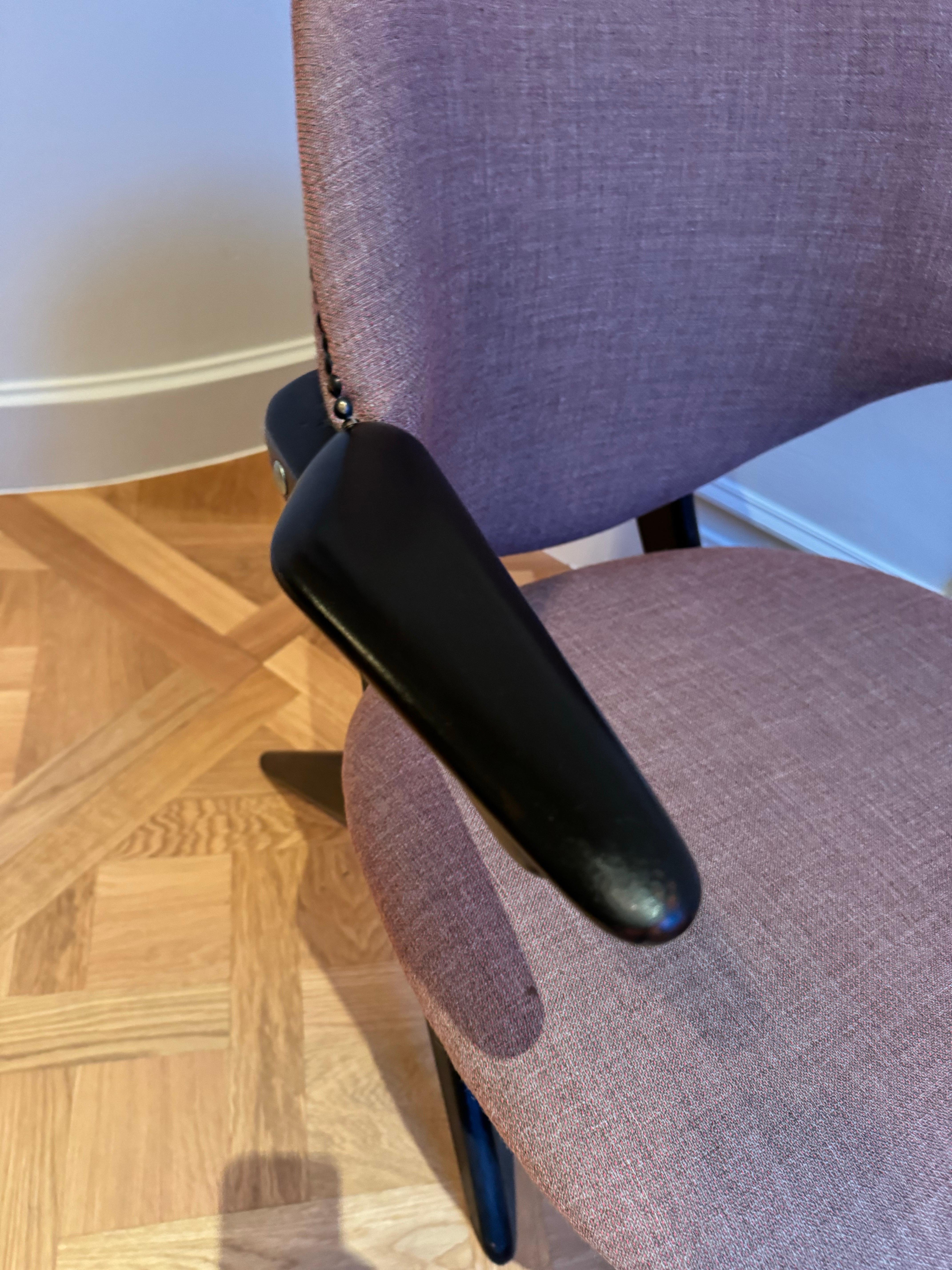 Mid-20th Century Pair of mid century chairs by Louis Vandel Teeffelen for Webe For Sale