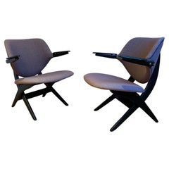 Sillones modernos de mediados de siglo