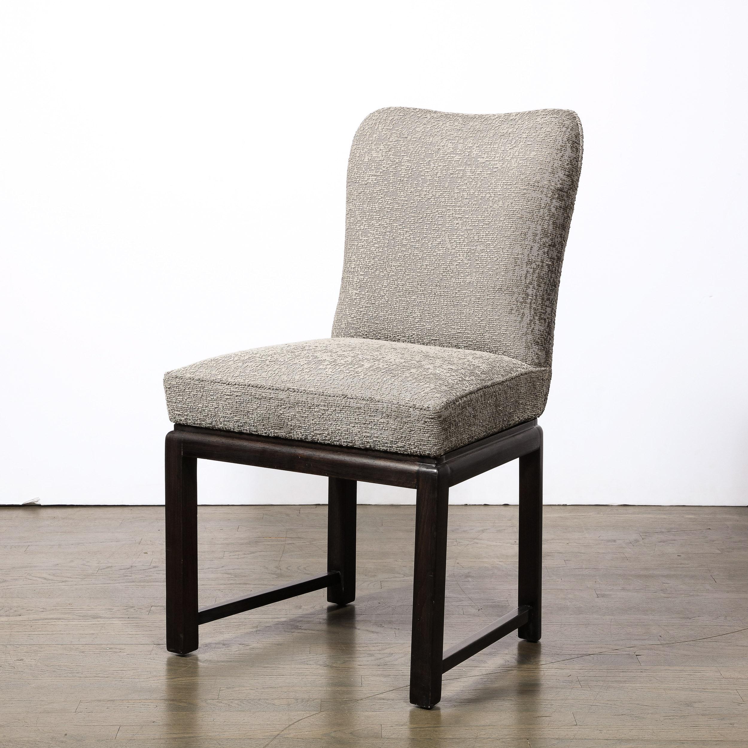 Paar von  Mid Century Stühle in Ebonized Walnut Basis / Holly Hunt Stoff im Angebot 6