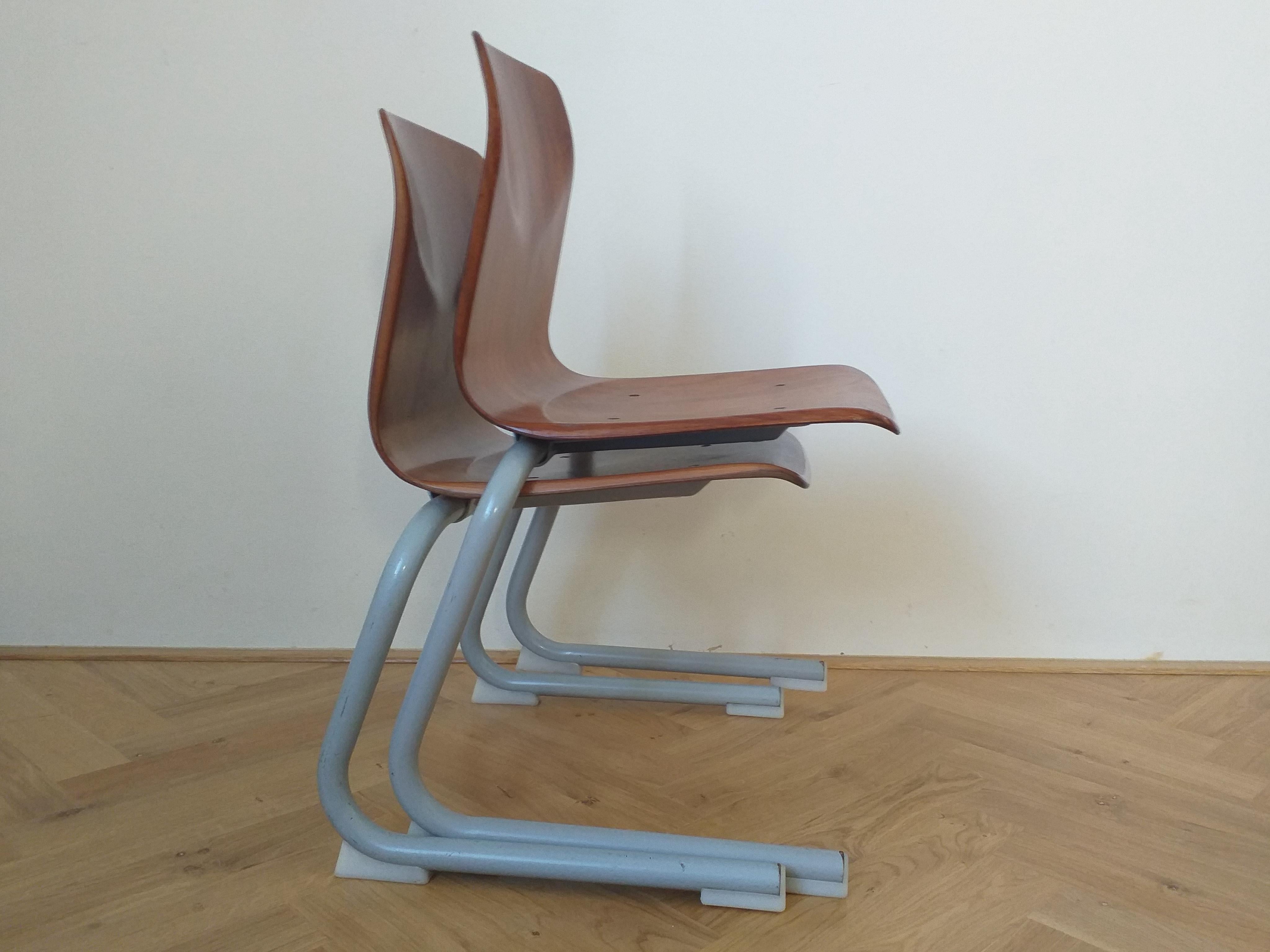 Pair of Midcentury Children / School Chairs Pagholz, Elmar Flötotto, 1980s In Good Condition For Sale In Praha, CZ
