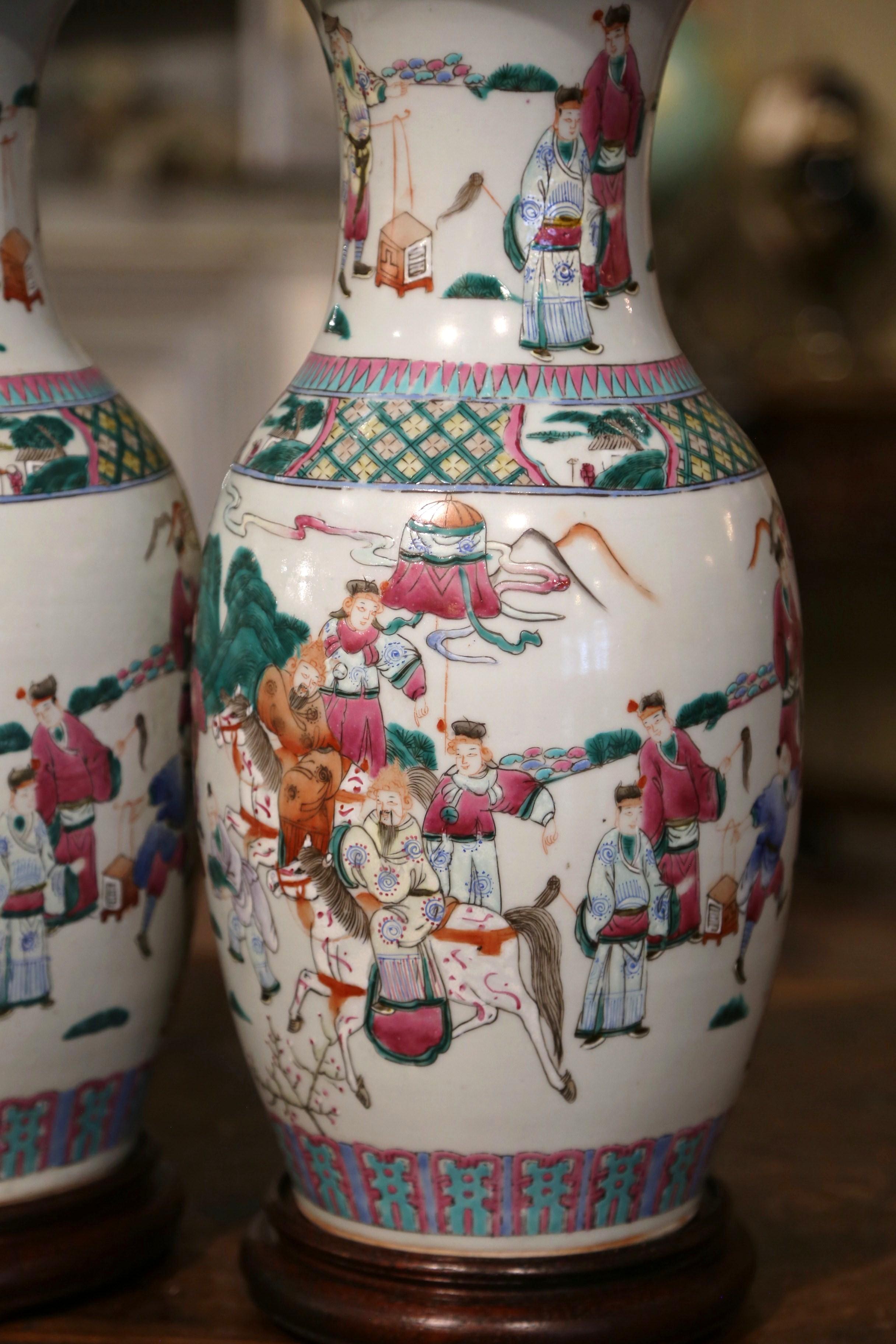 Pair of Mid-Century Chinese Famille Rose Hand Painted Porcelain Vases on Bases For Sale 6
