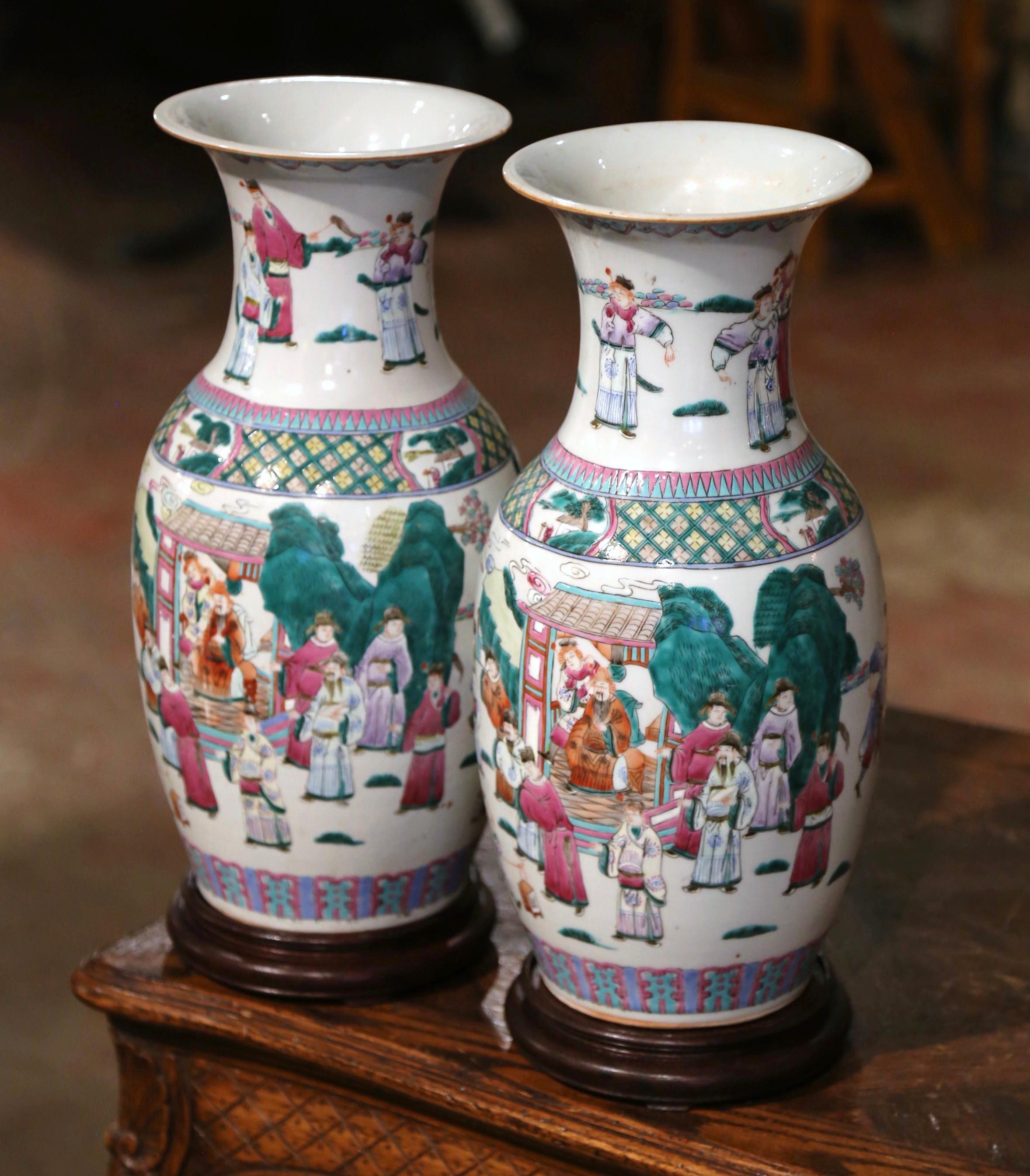 20th Century Pair of Mid-Century Chinese Famille Rose Hand Painted Porcelain Vases on Bases For Sale
