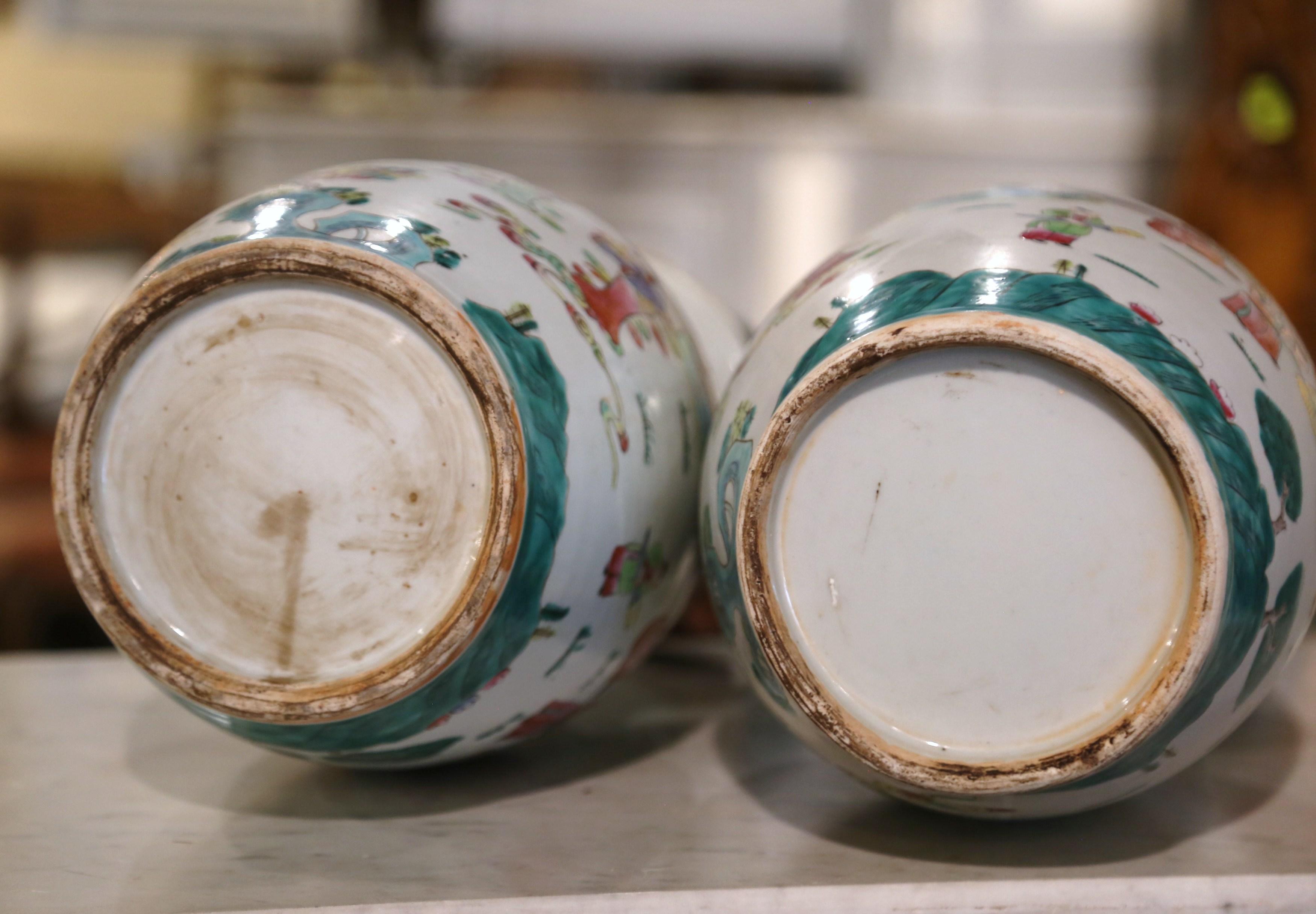 Pair of Mid-Century Chinese Polychrome Porcelain Vases 7