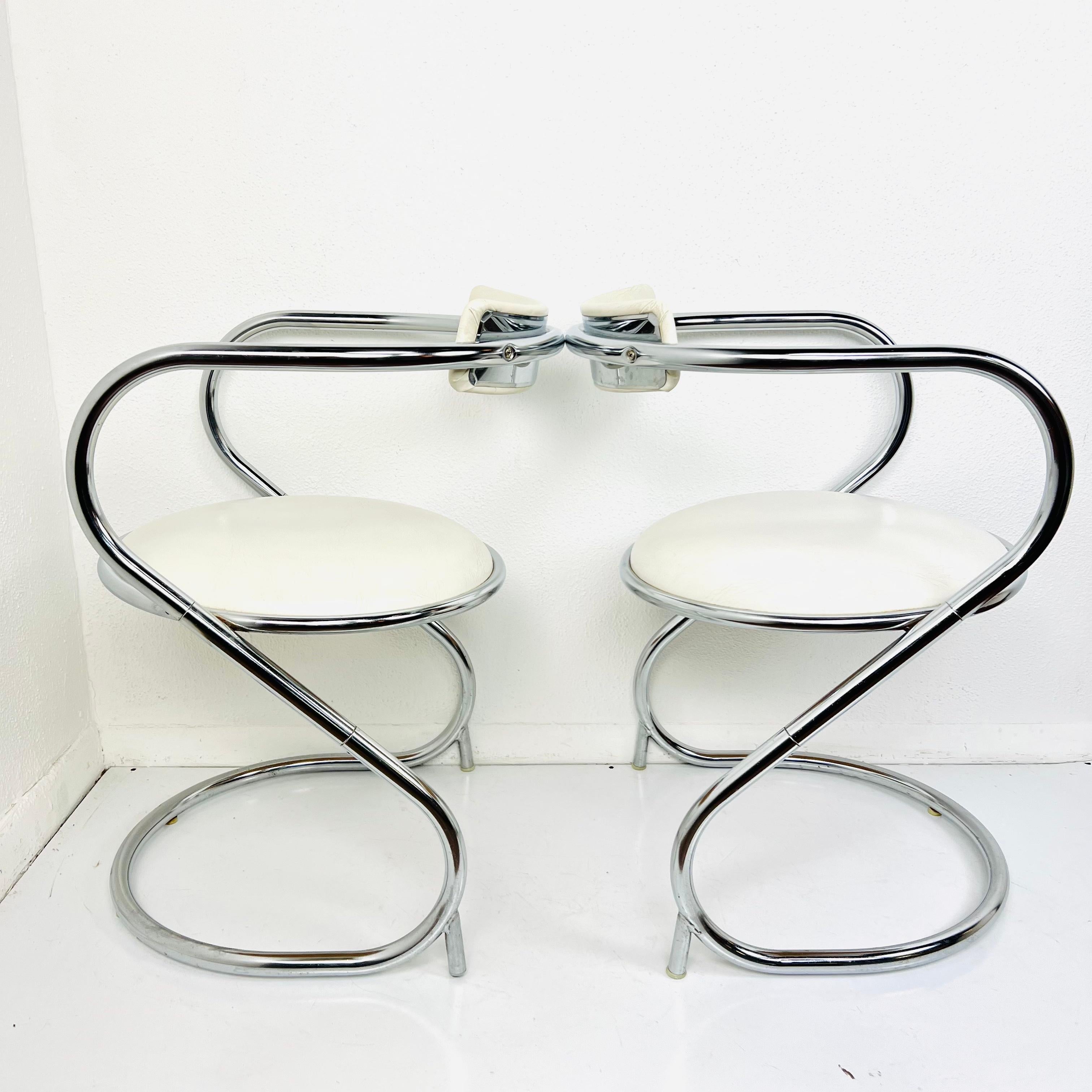 Pair of Midcentury Chrome Cantilever Chairs For Sale 1