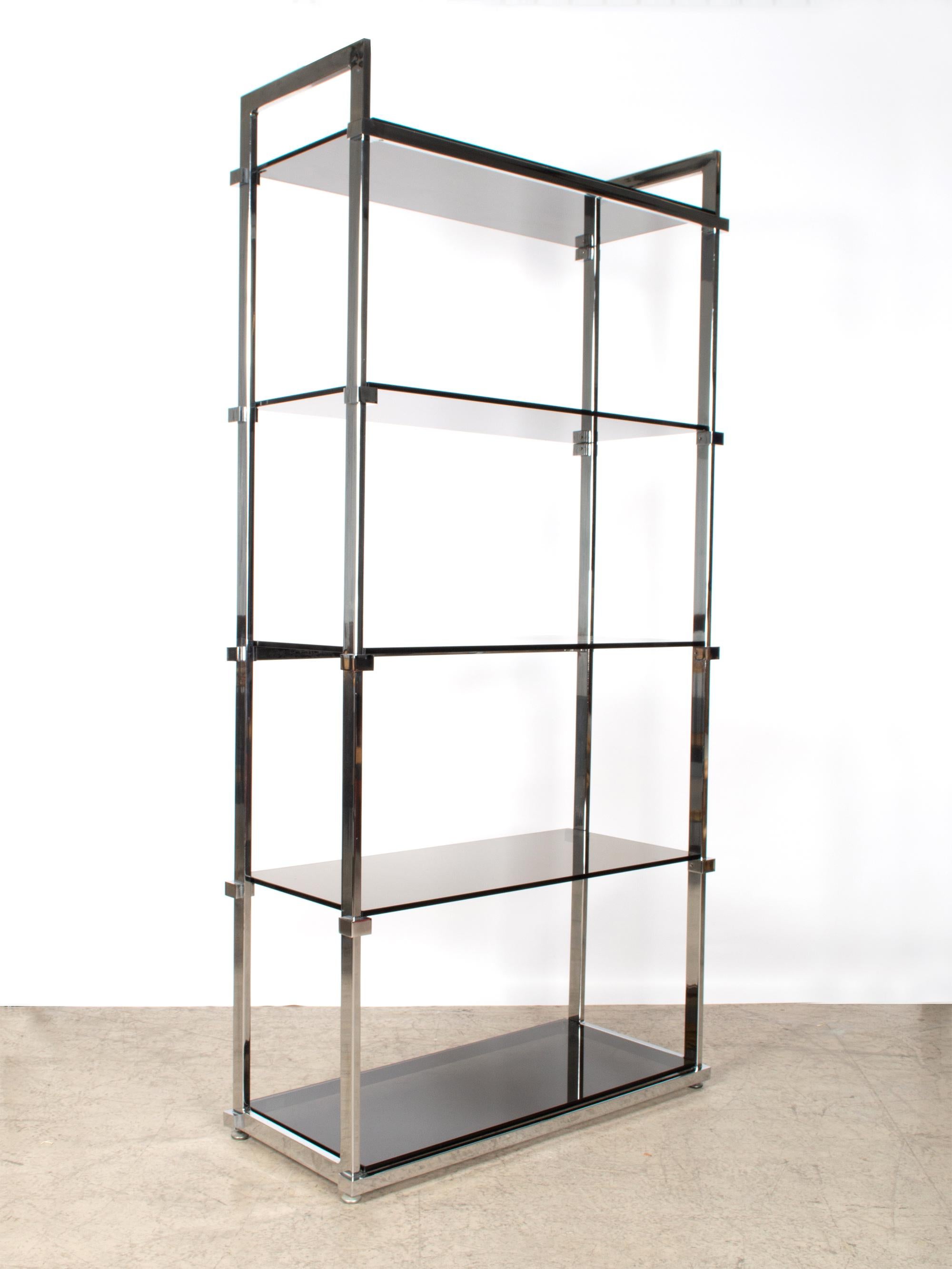 Pair of Midcentury Chrome and Glass Étagère Display Shelves, England, circa 1970 In Good Condition In London, GB