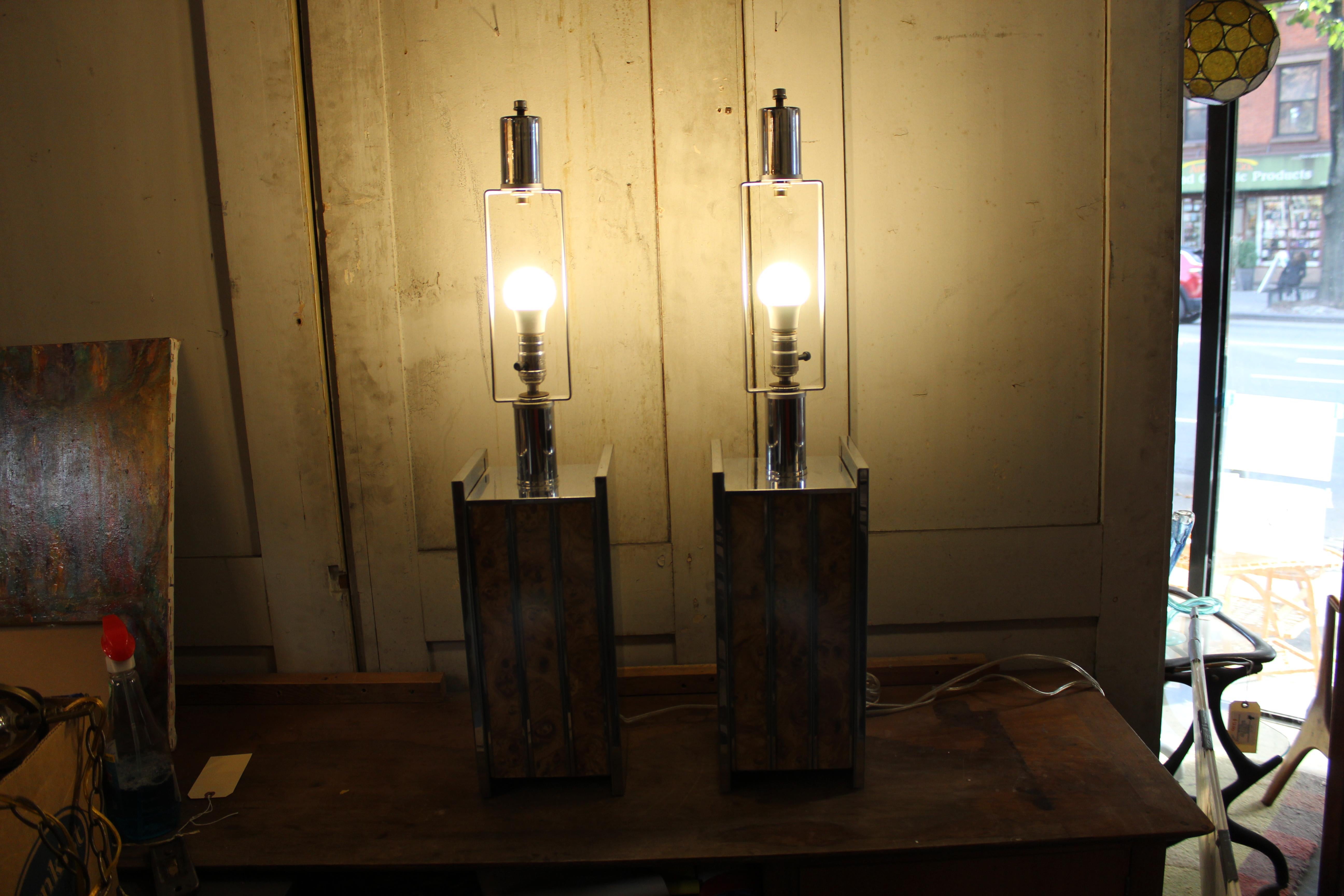 Pair of Mid-Century Chrome Lamps with Burled Inlay For Sale 8