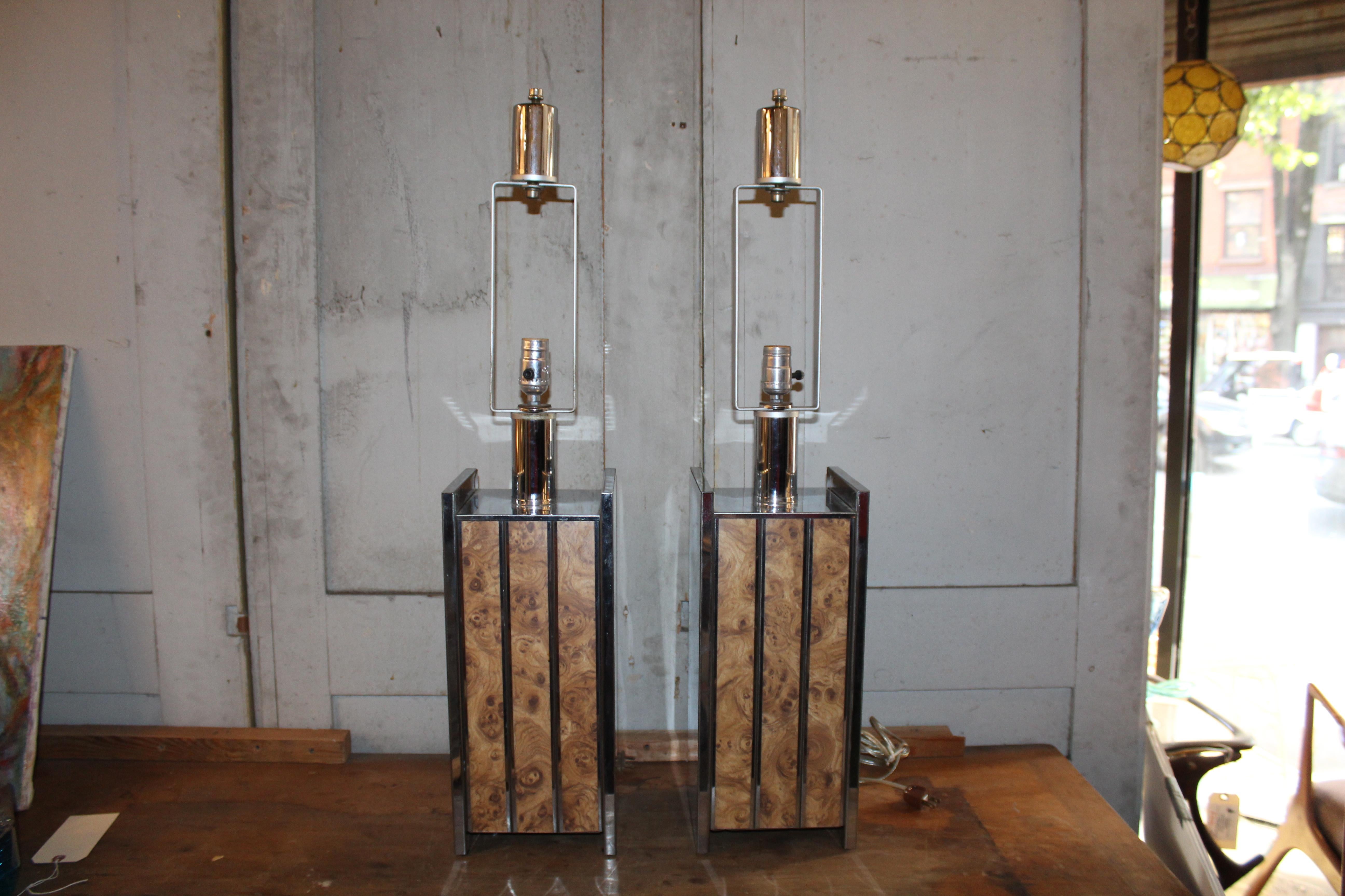 Pair of Mid-Century Chrome Lamps with Burled Inlay For Sale 2