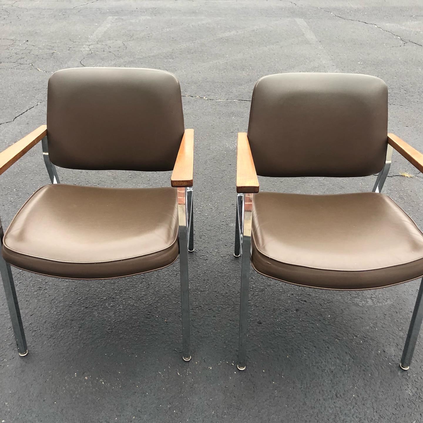 Pair of Mid Century Chrome Office Chairs 10
