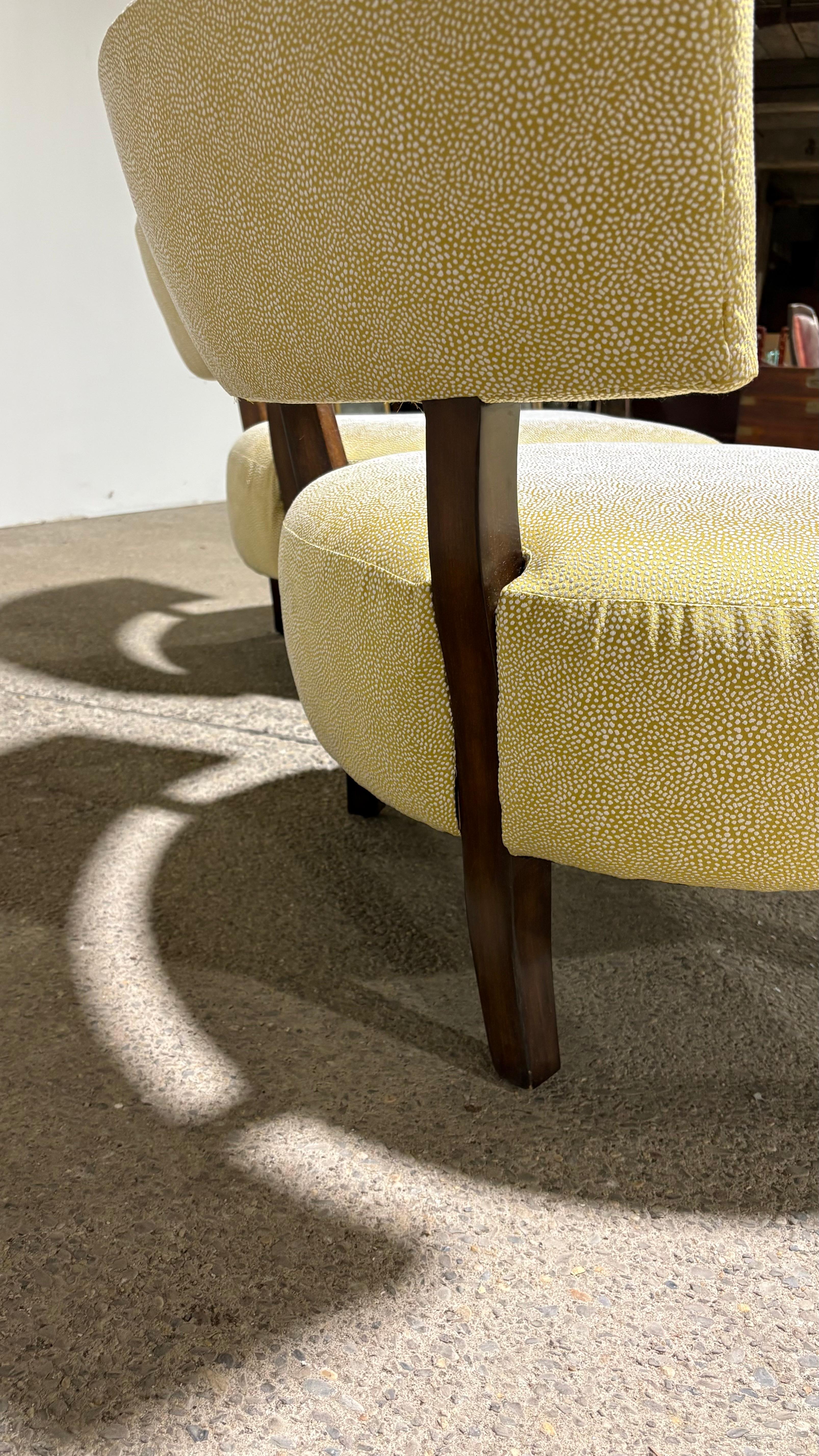 Polyester Paire de fauteuils club du milieu du siècle par A Rudin en vente