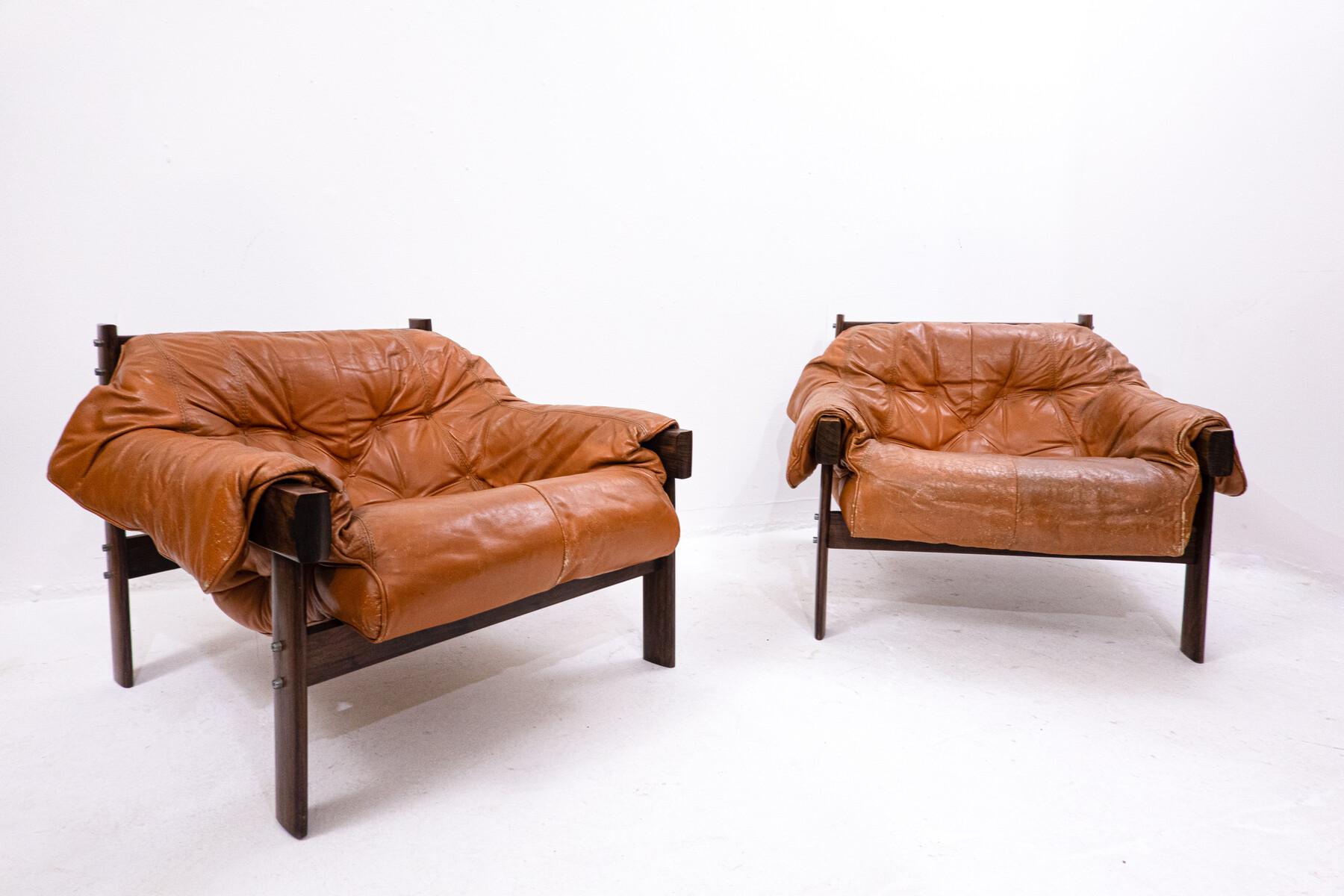Pair of Mid-Century Cognac Leather and Wood Lounge Chairs by Percival Lafer 2