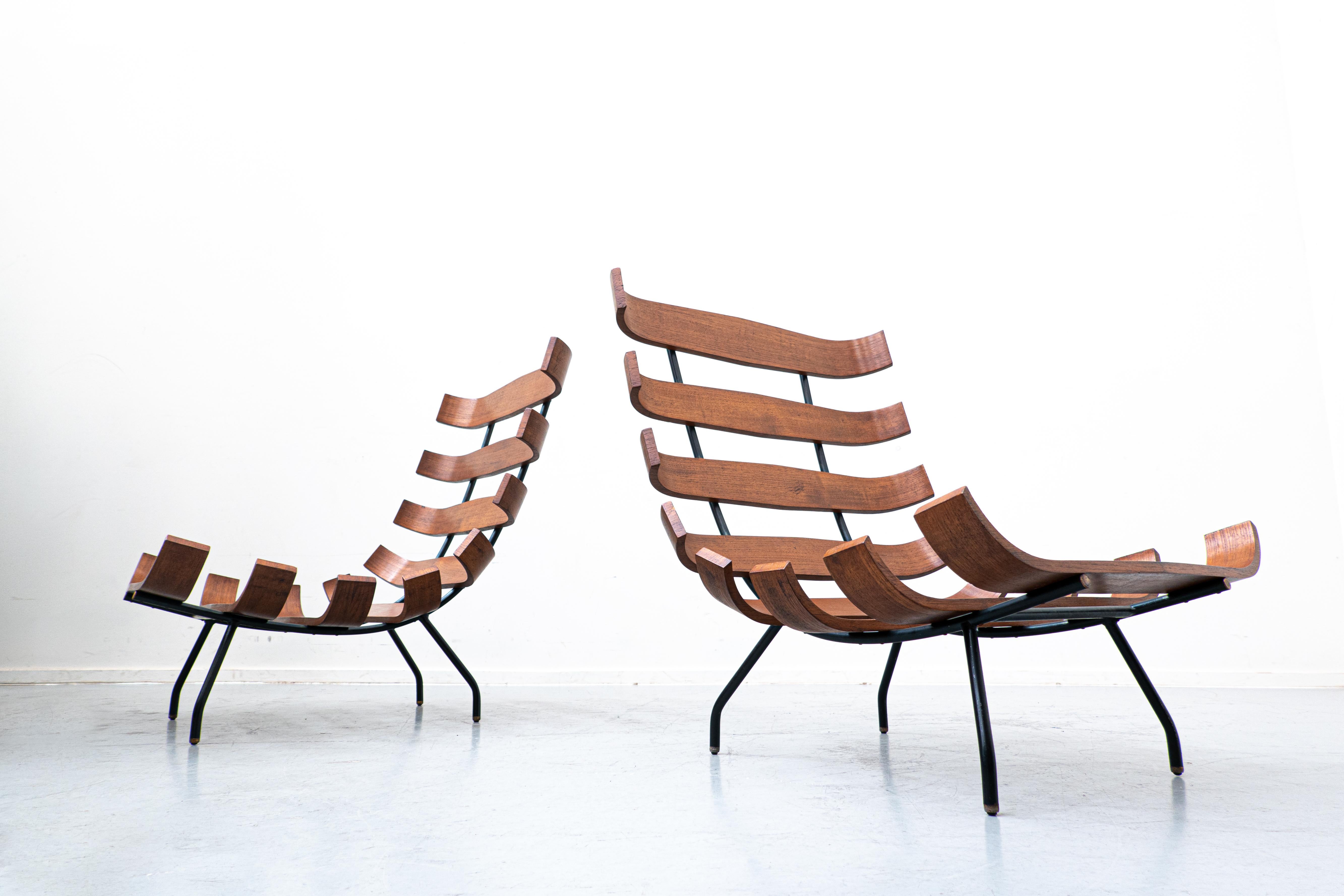 Pair of Mid-Century Costela Lounge Chairs by Carlo Hauner and Martin Eisler 5