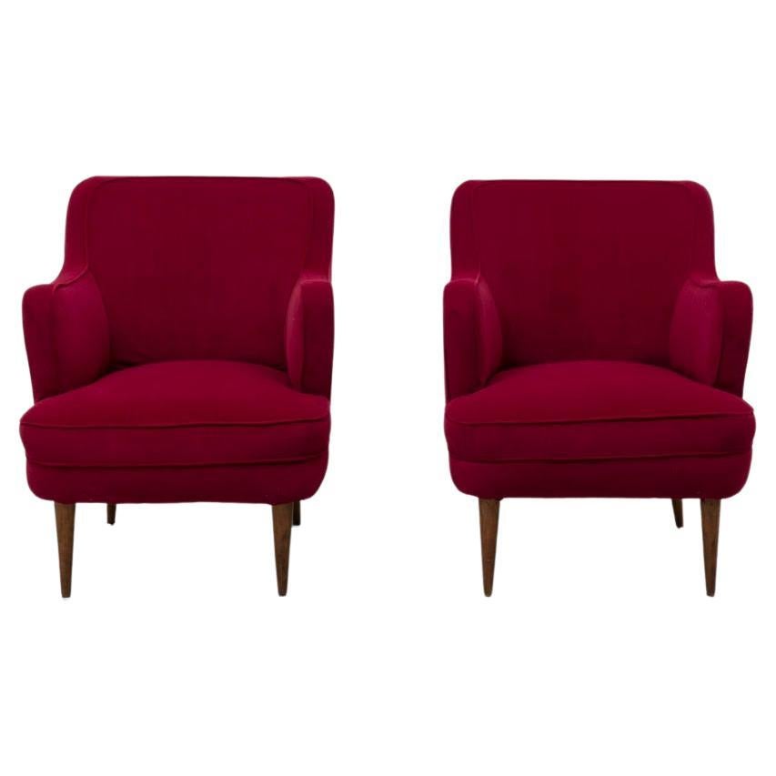 Paire de fauteuils en velours Crimson du milieu du siècle dernier par Gustavo Pulitzer Finali Cassina