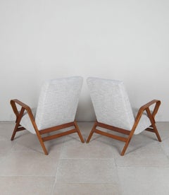 Pareja de sillones checos de mediados de siglo