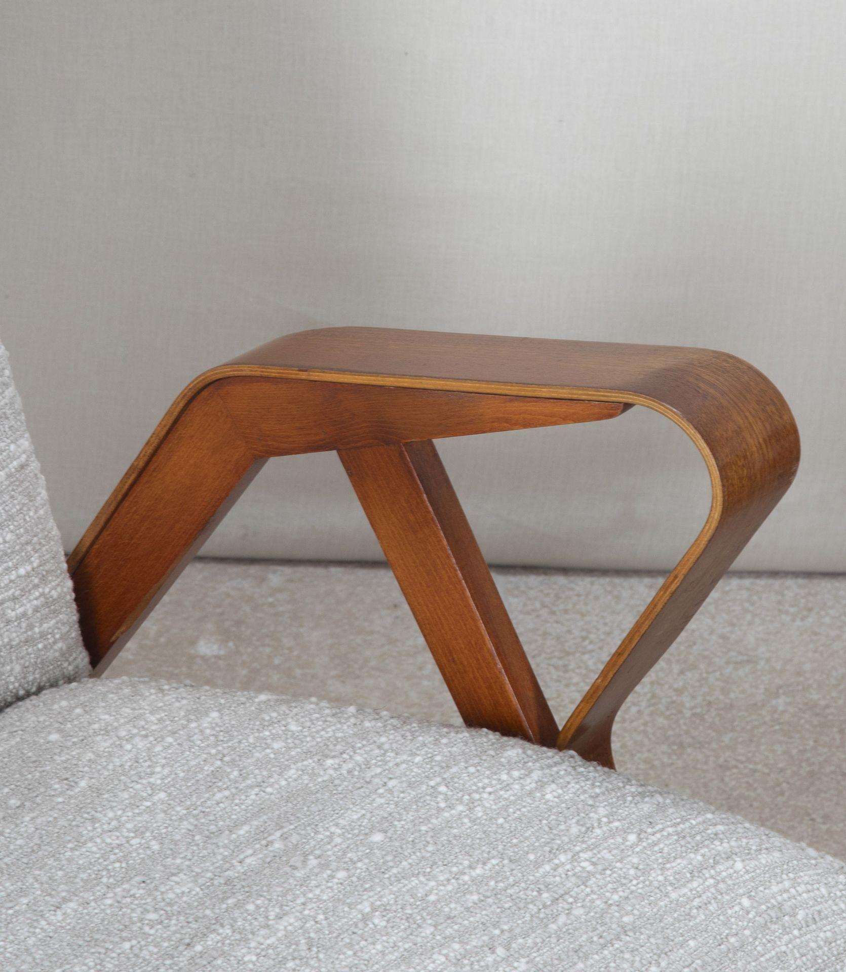 Pair of Mid-Century Czech Armchairs en vente 1