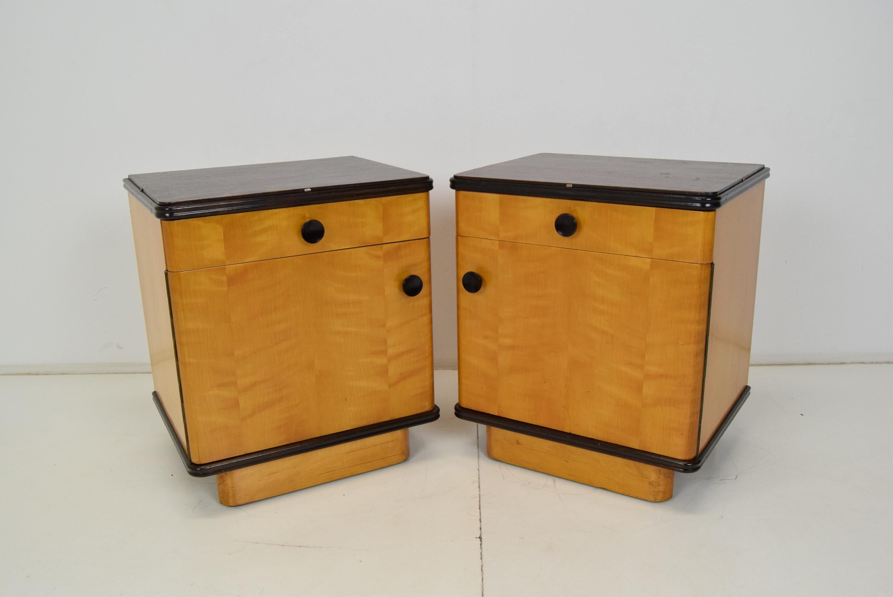 Pair of Mid-Century Czechoslovakia Bedside Tables, 1960's For Sale 8