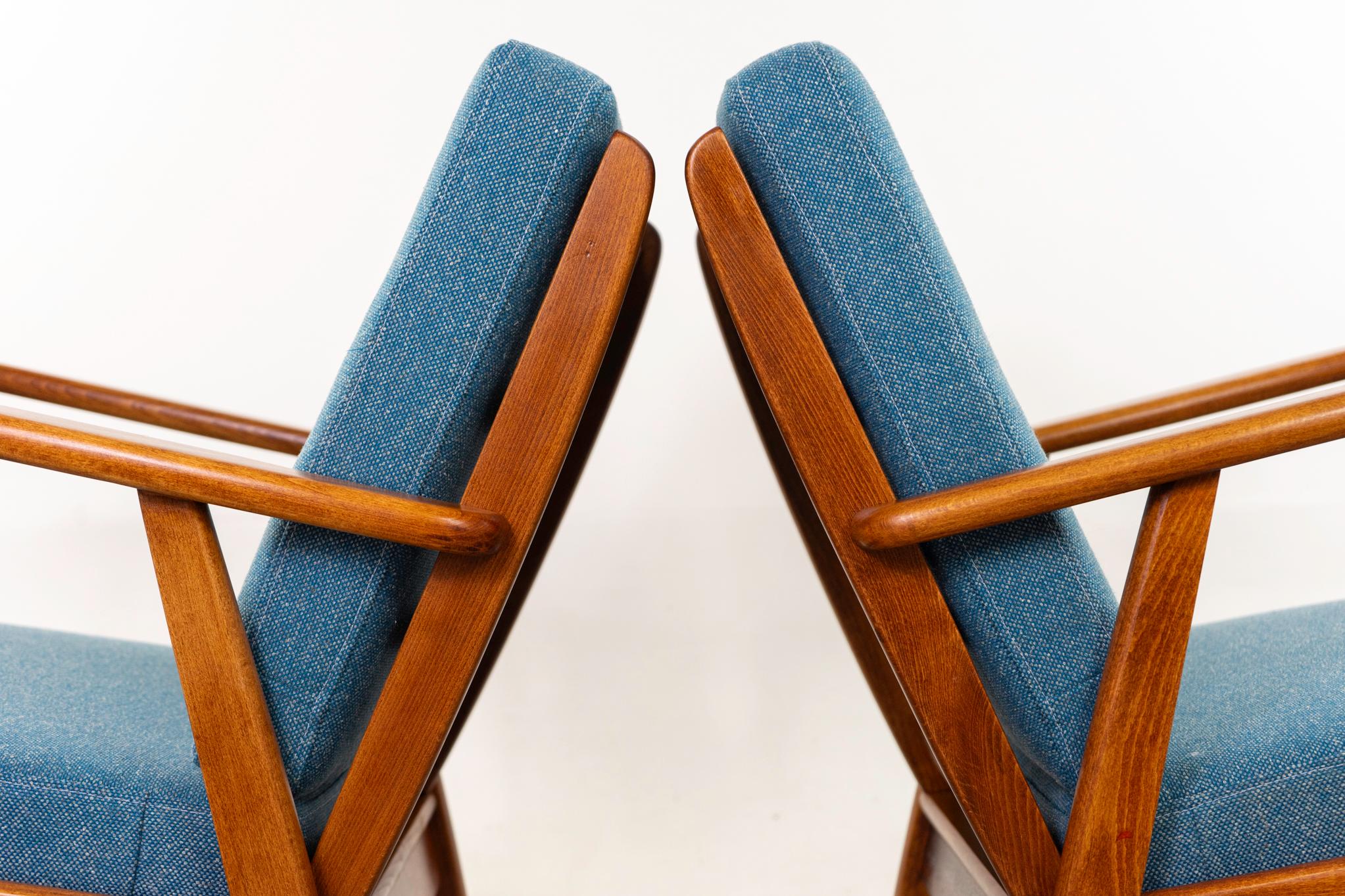 Paire de chaises longues danoises en hêtre du milieu du siècle dernier en vente 4
