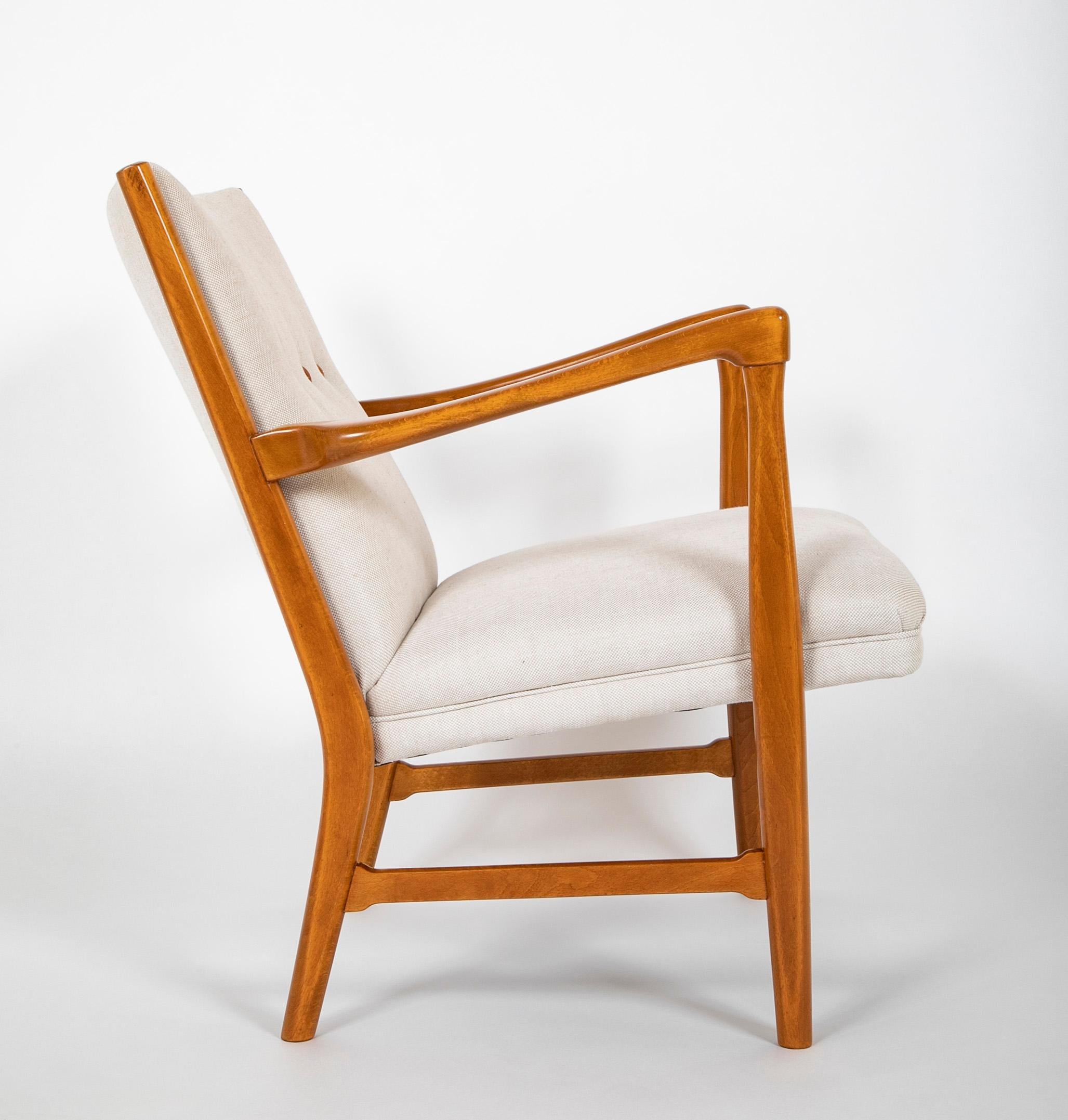 Pair of Mid-Century Danish Beechwood Easy Chairs In Good Condition For Sale In Stamford, CT