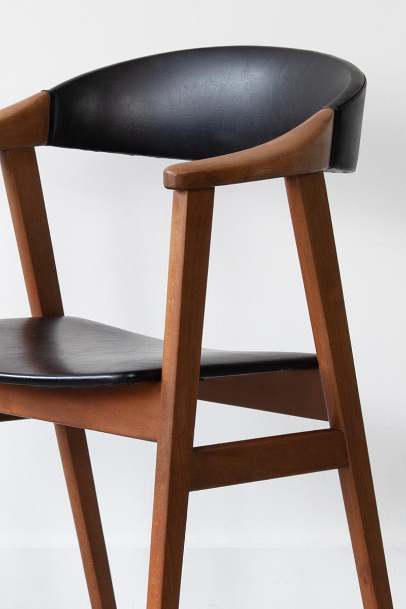 Pair of Mid Century, Danish Carver Chairs 4