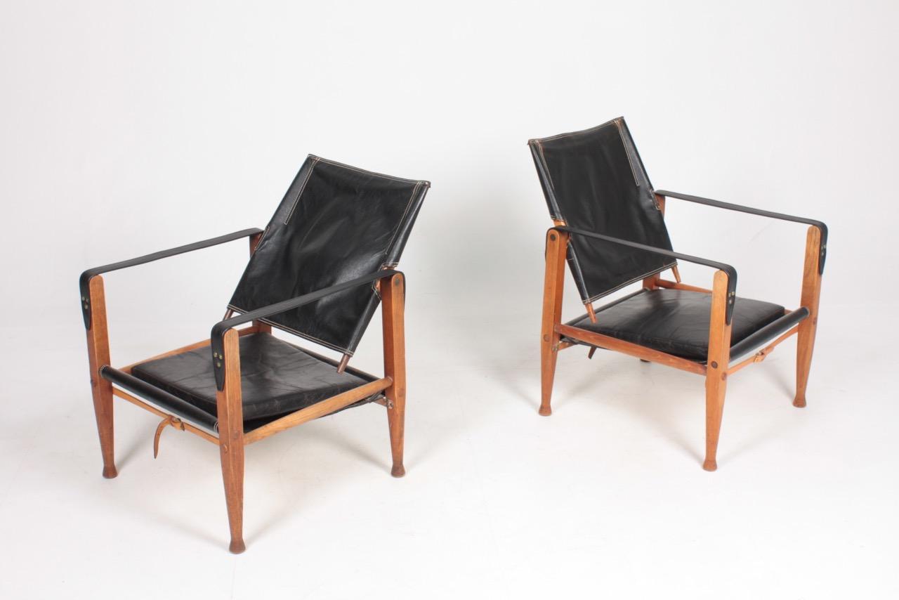 Ash Pair of Midcentury Danish Design Lounge Chairs in Patianted Leather by Klint