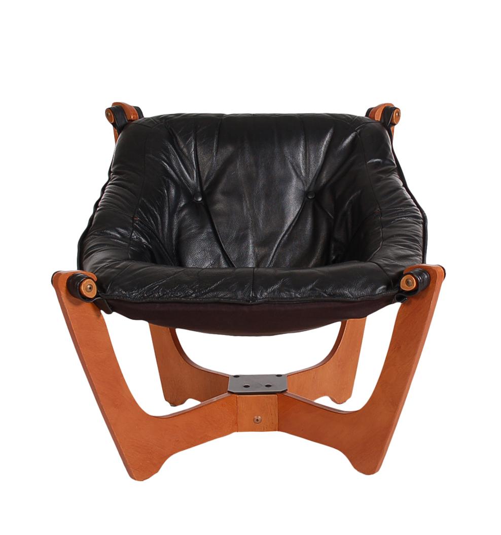 Scandinavian Modern Pair of Midcentury Danish Modern Black Leather Lounge Chairs by Odd Knutsen