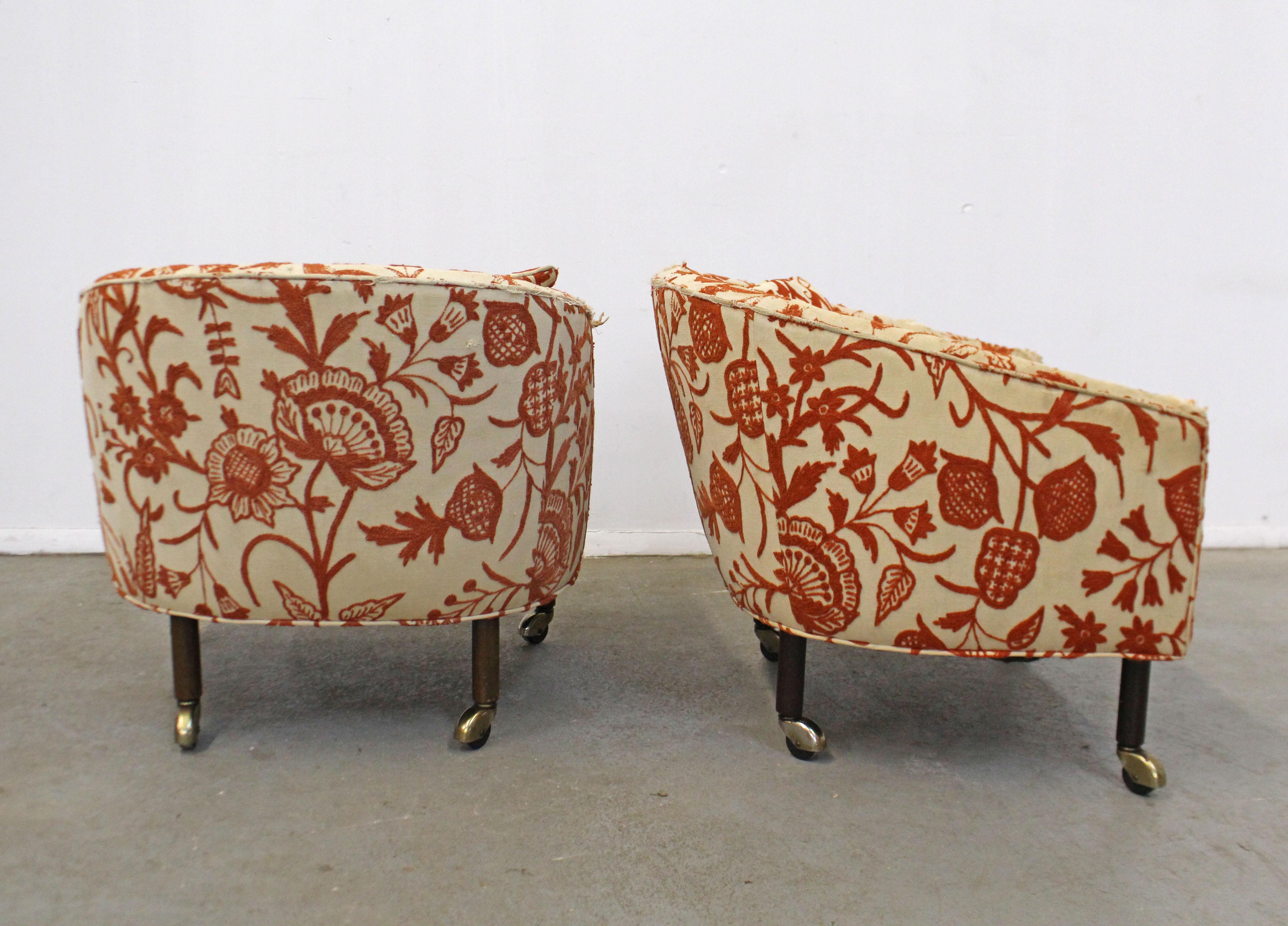 Pair of Midcentury Danish Modern Harvey Probber Barrel Back Lounge Chairs In Distressed Condition In Wilmington, DE