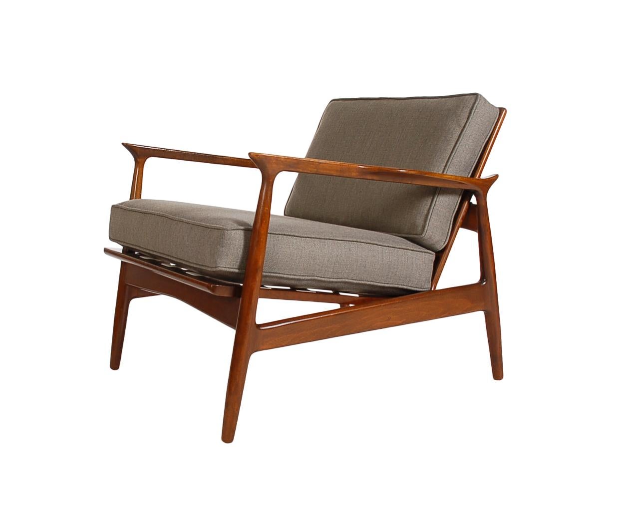 mid century lounge chair