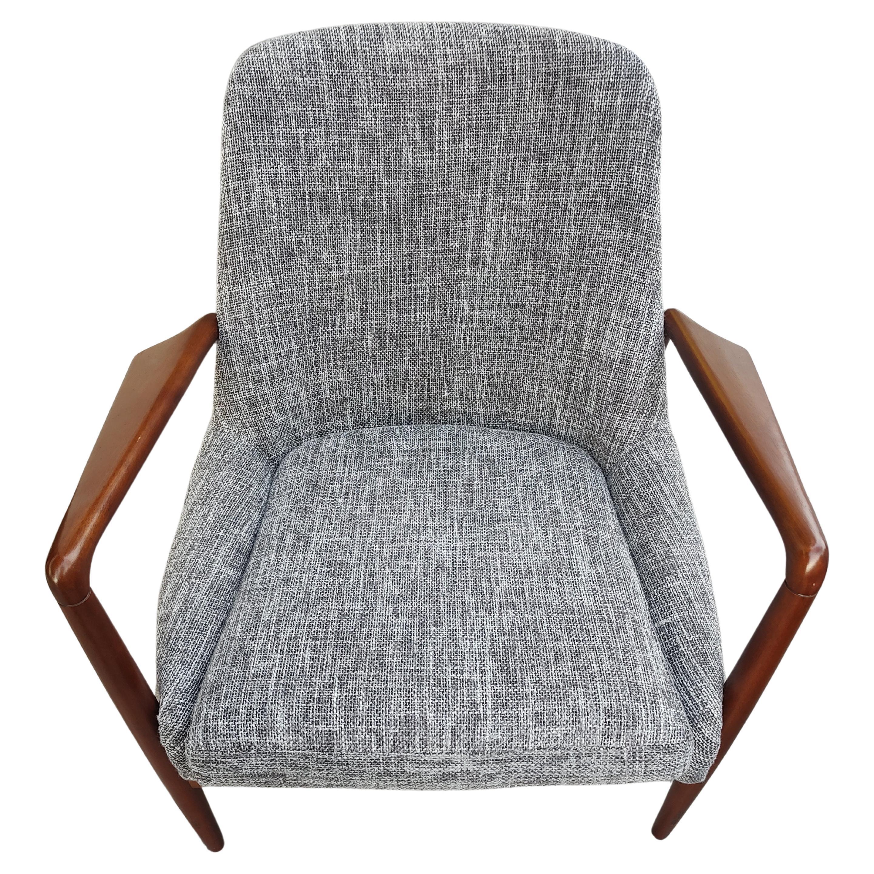 Pair of Mid Century Danish Modern Lounge Chairs style of Ib Kofod Larsen  For Sale 1
