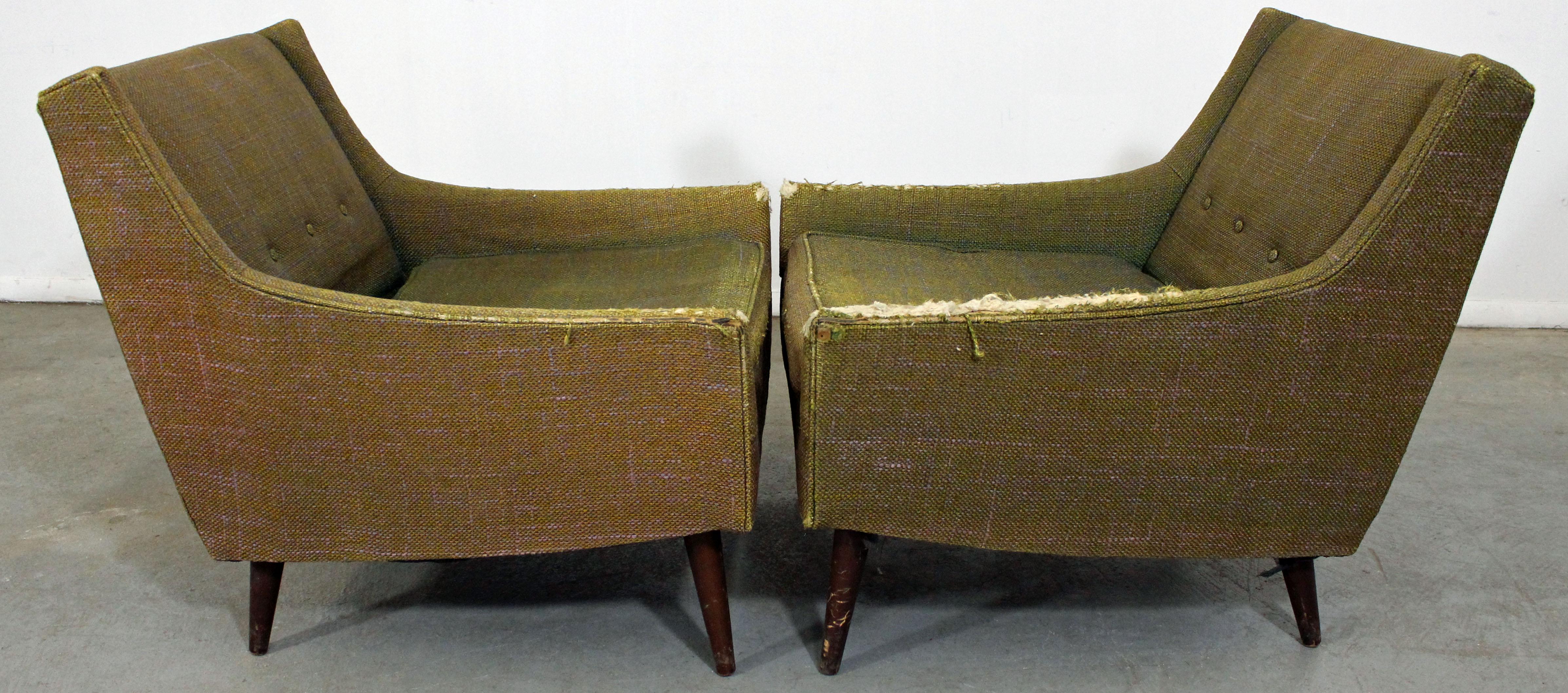 Mid-Century Modern Pair of Midcentury Danish Modern Milo Baughman Selig of Monroe Club Chairs