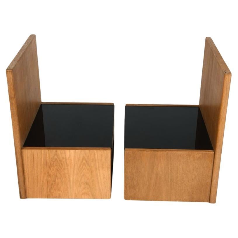 Pair of Mid century danish modern oak nightstands by Hans Wegner by Getama (Dänisch) im Angebot
