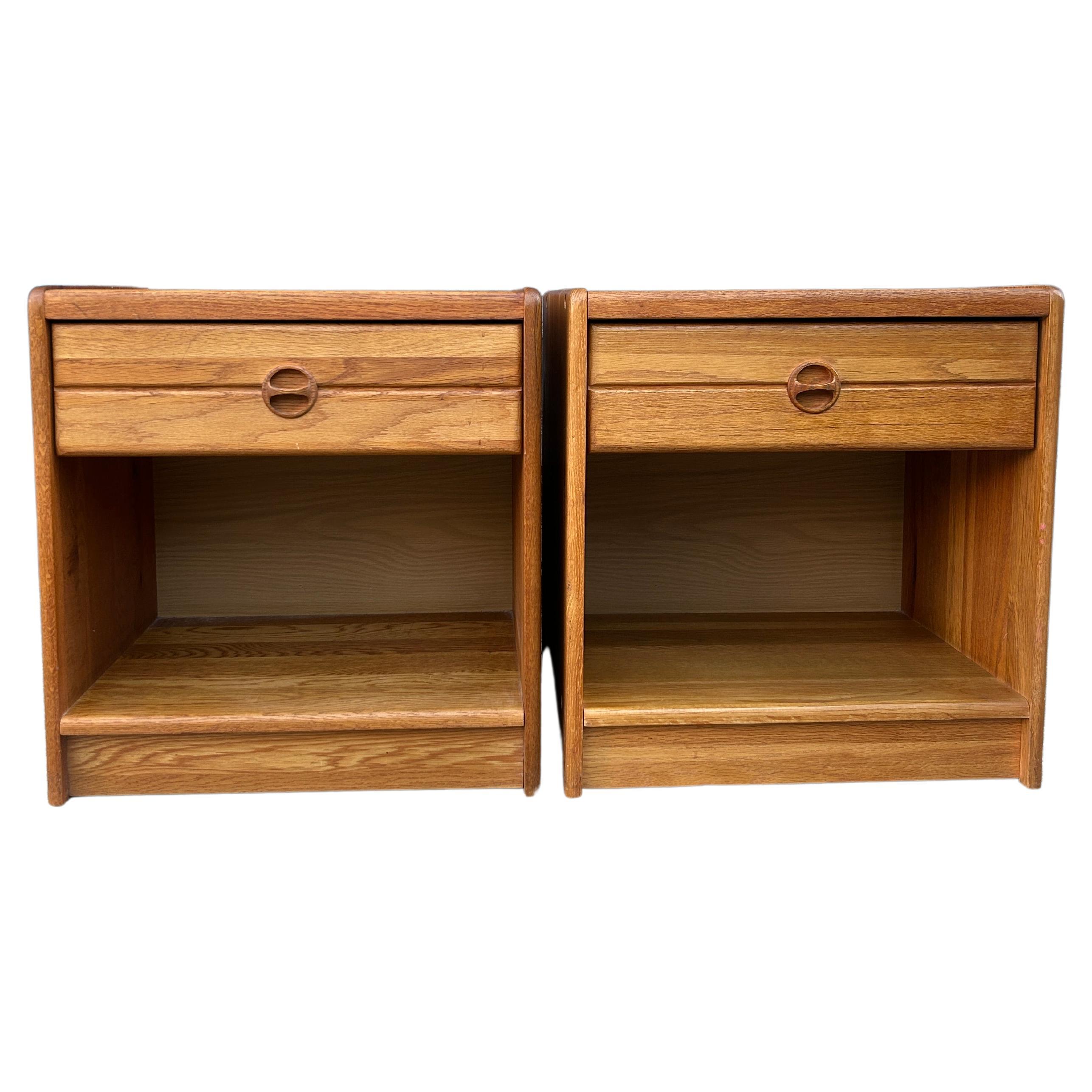 Pair of Mid-Century Danish Modern solid Oak Single Drawer Nightstands Denmark For Sale