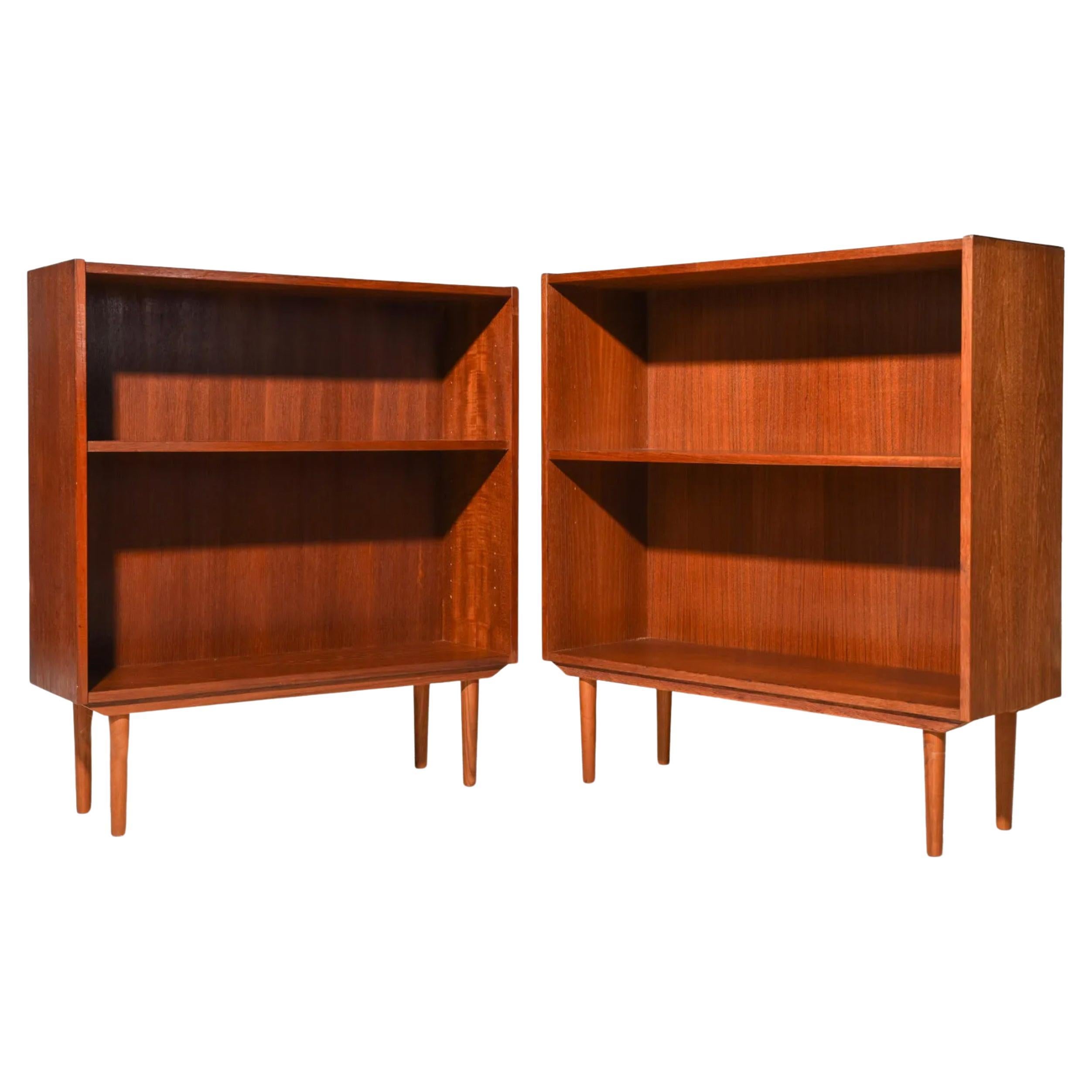 Pair of Midcentury Danish Modern Teak Bookcases on Tapered Legs