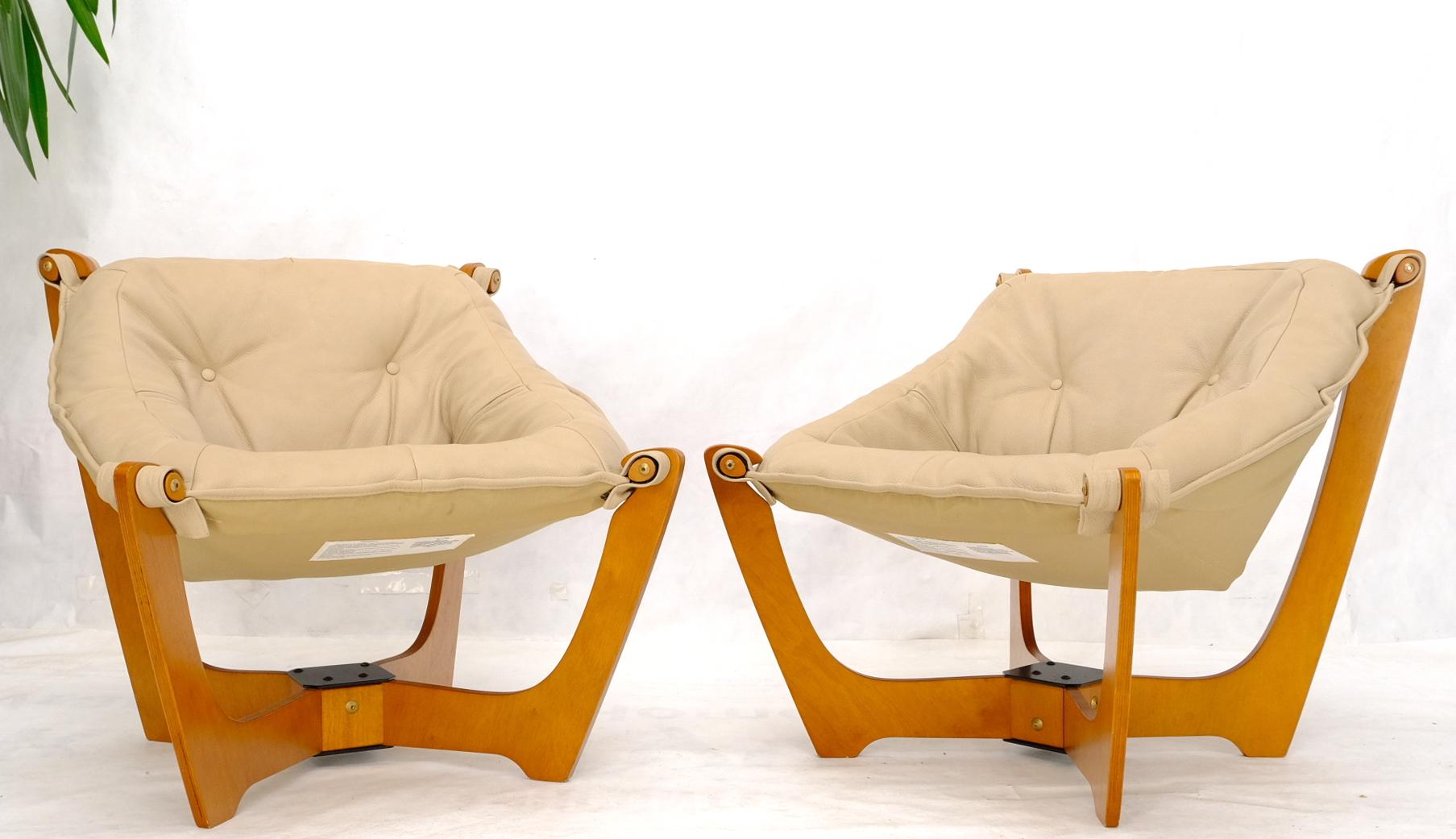 Pair of Mid Century Danish Modern Teak Frames Leather Sling Seat Lounge Chairs In Good Condition For Sale In Rockaway, NJ