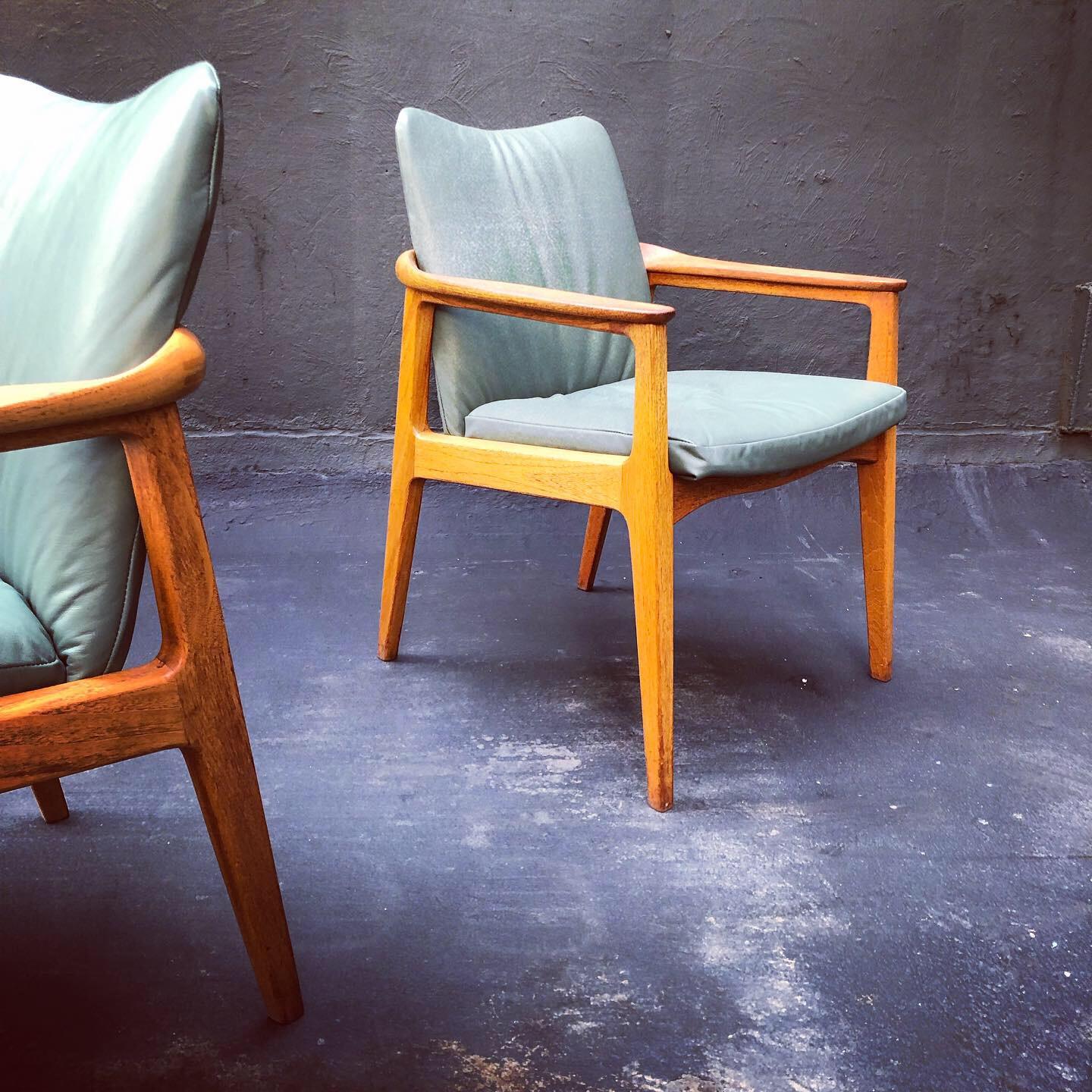 Mid-Century Modern Pair of Midcentury Danish Modern Teak and Leather Chairs by Sigvard Bernadotte