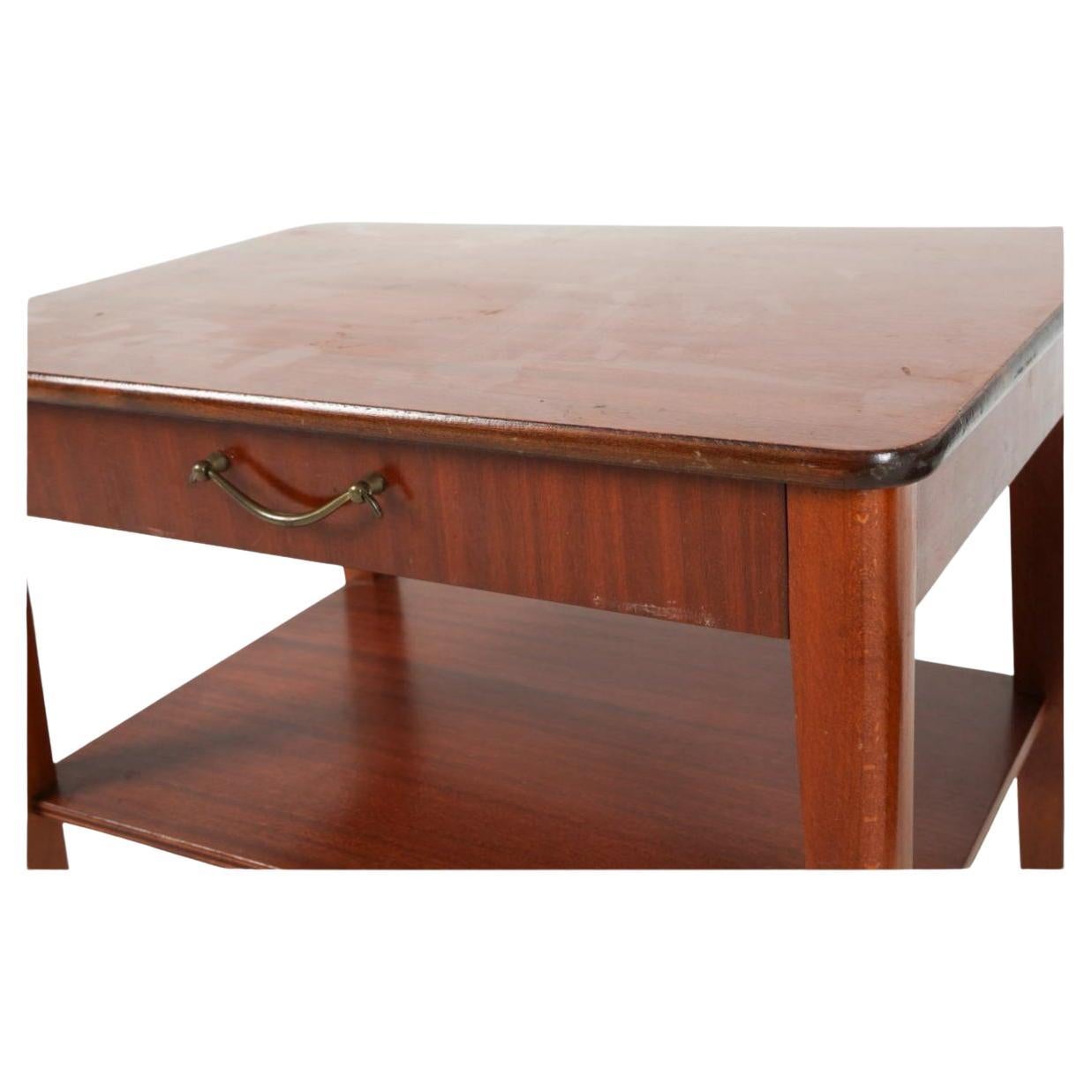 Woodwork Pair of mid century danish modern teak nightstands with single drawer For Sale