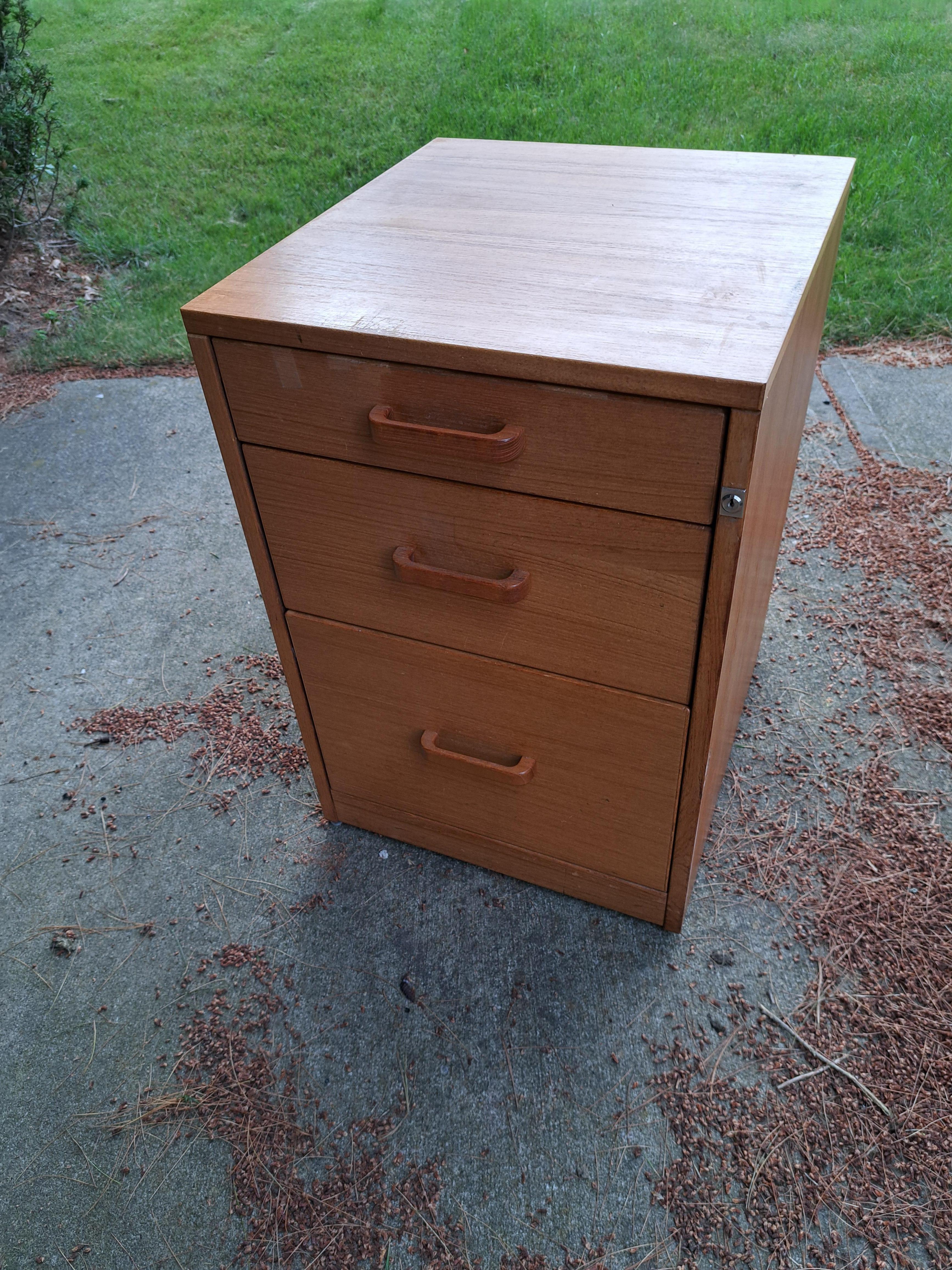 Pair of Mid Century Danish Modern Teak Three Drawer File Cabinets In Good Condition In East Freetown, MA